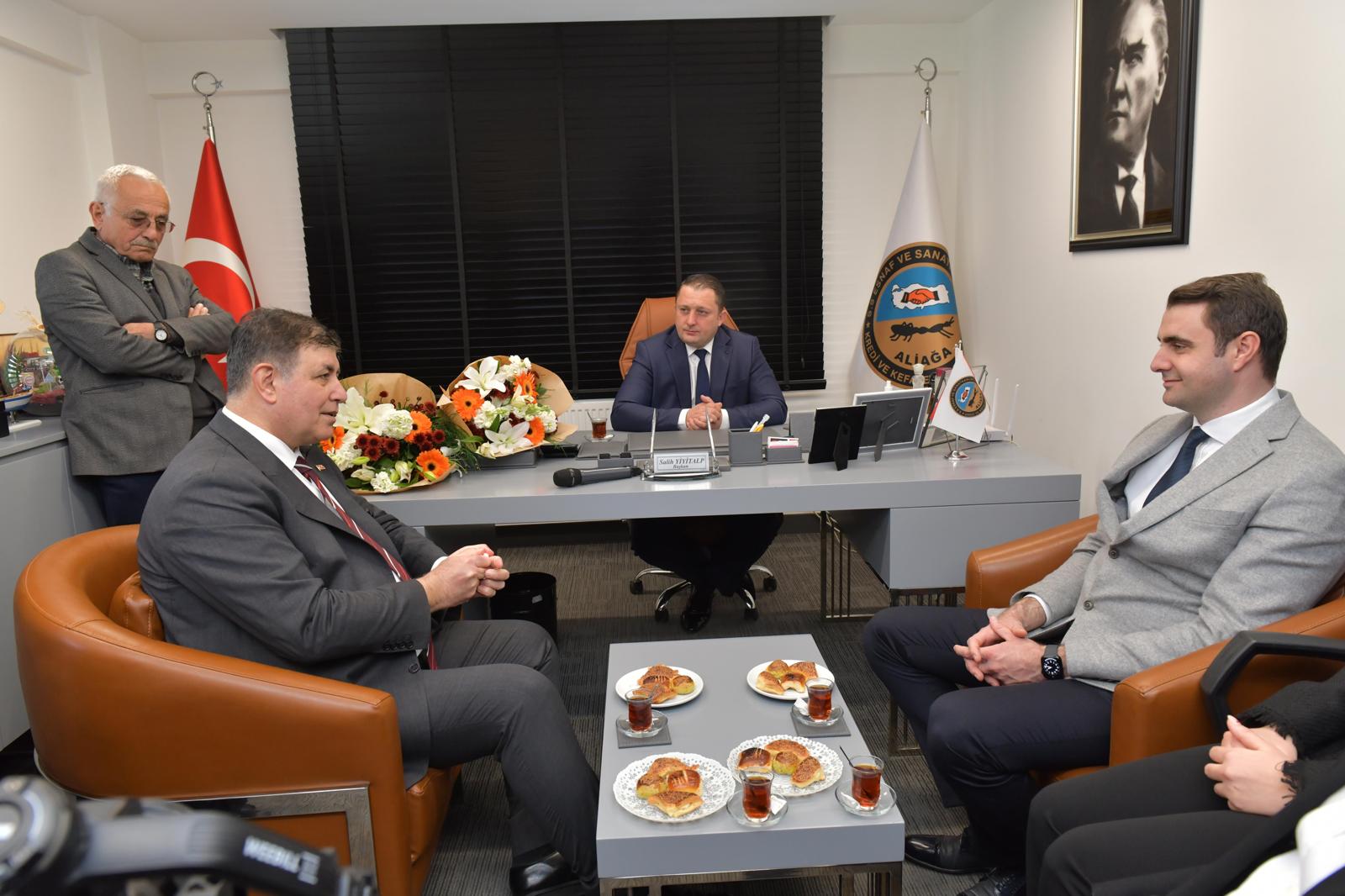 Cemil Tugay: Riskli binaların dönüşümünü belediye olarak biz yapacağız