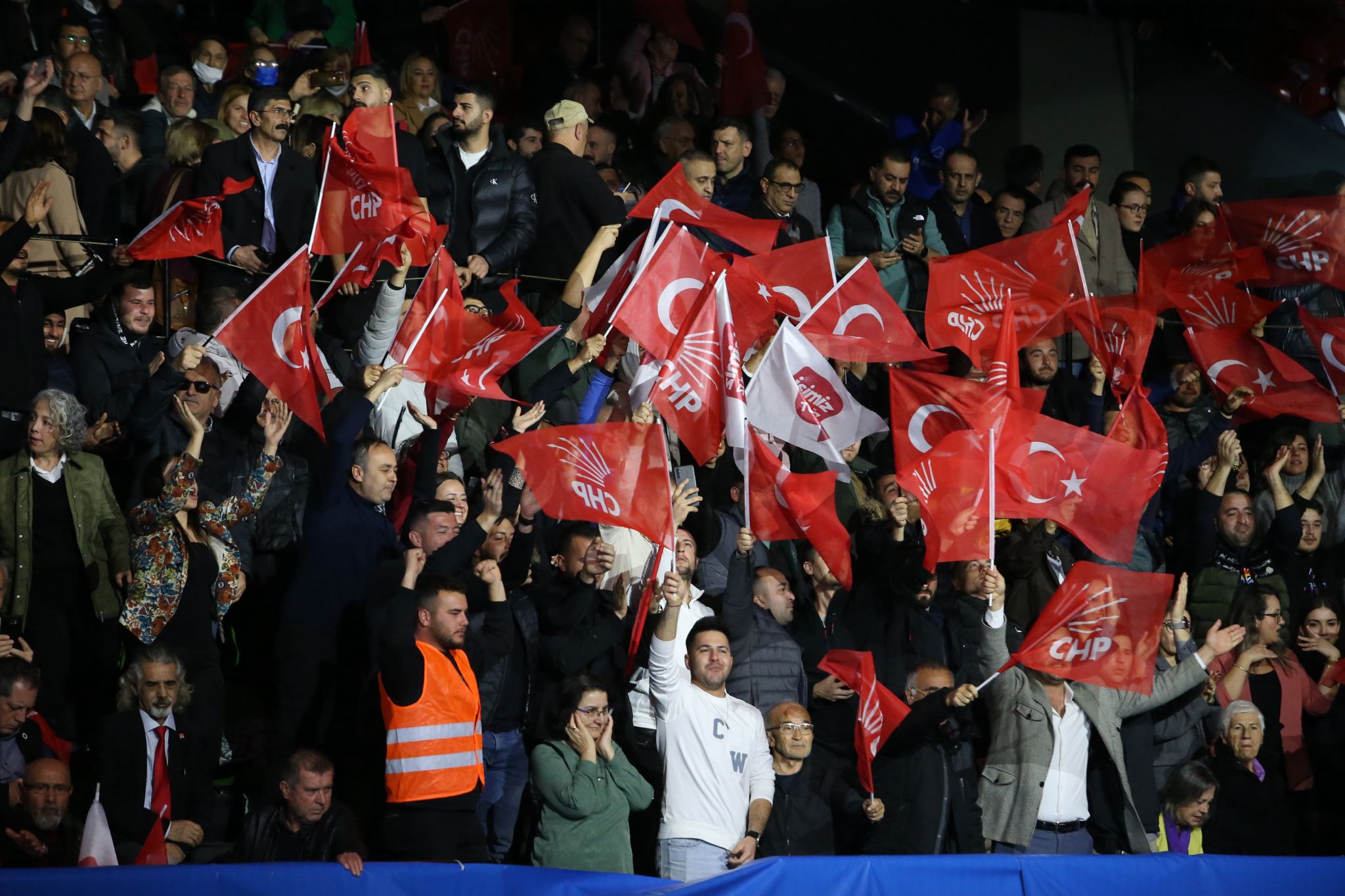 Cemil Tugay: "İzmir'i hiçbir zaman alamayacaklar"