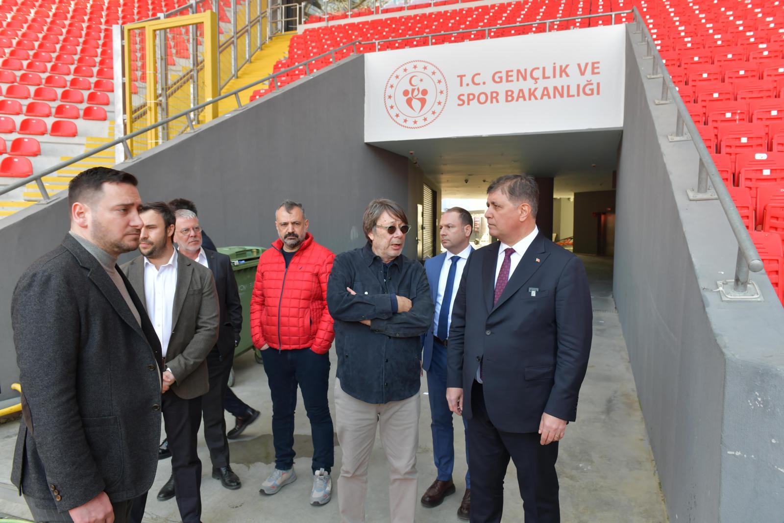 Tugay: Göztepe'yi Süper Lig’de görmekten çok mutlu olurum