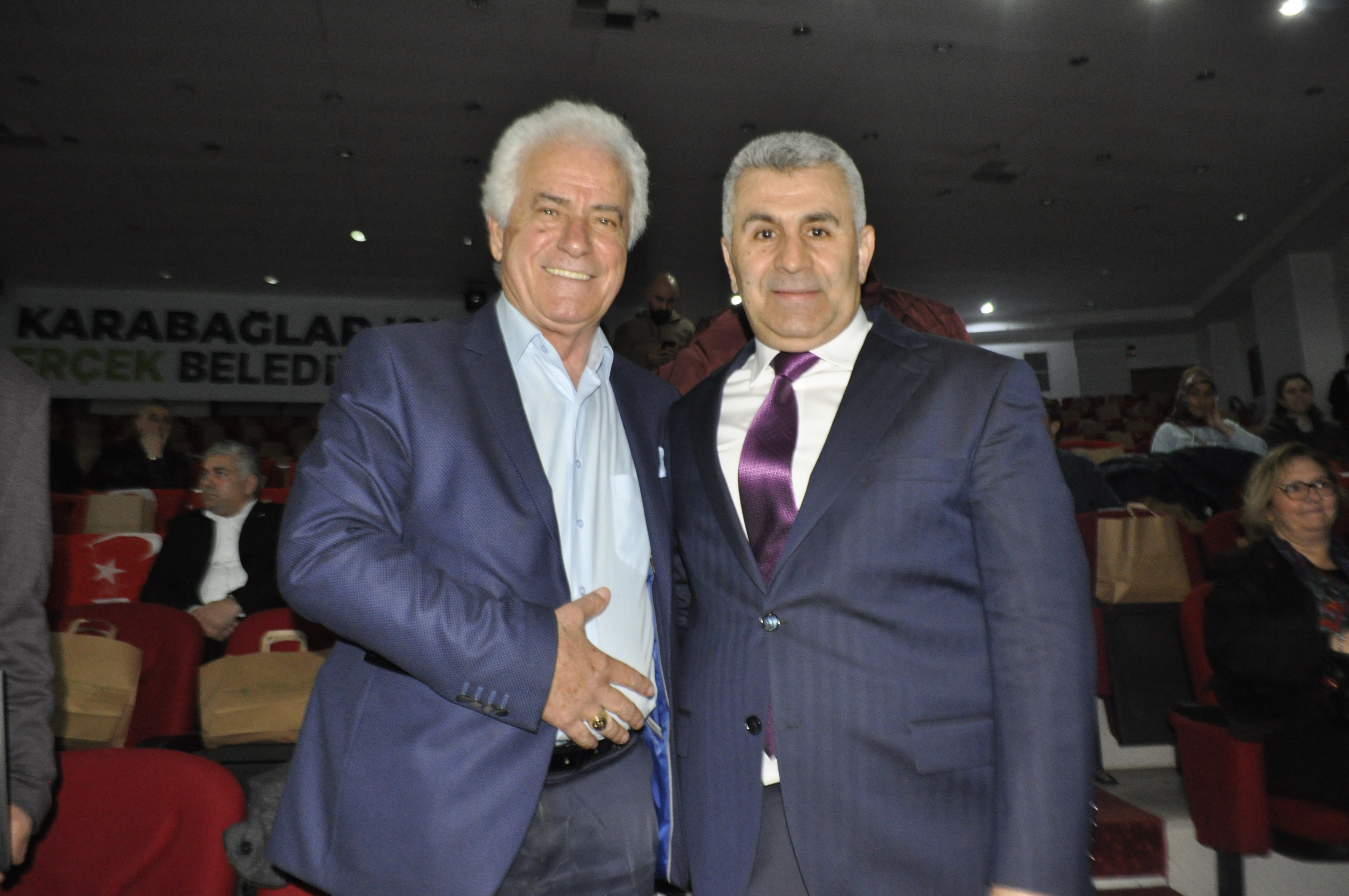 Başkan Adayı Tunç, proje ve vaatlerini vitrine çıkardı