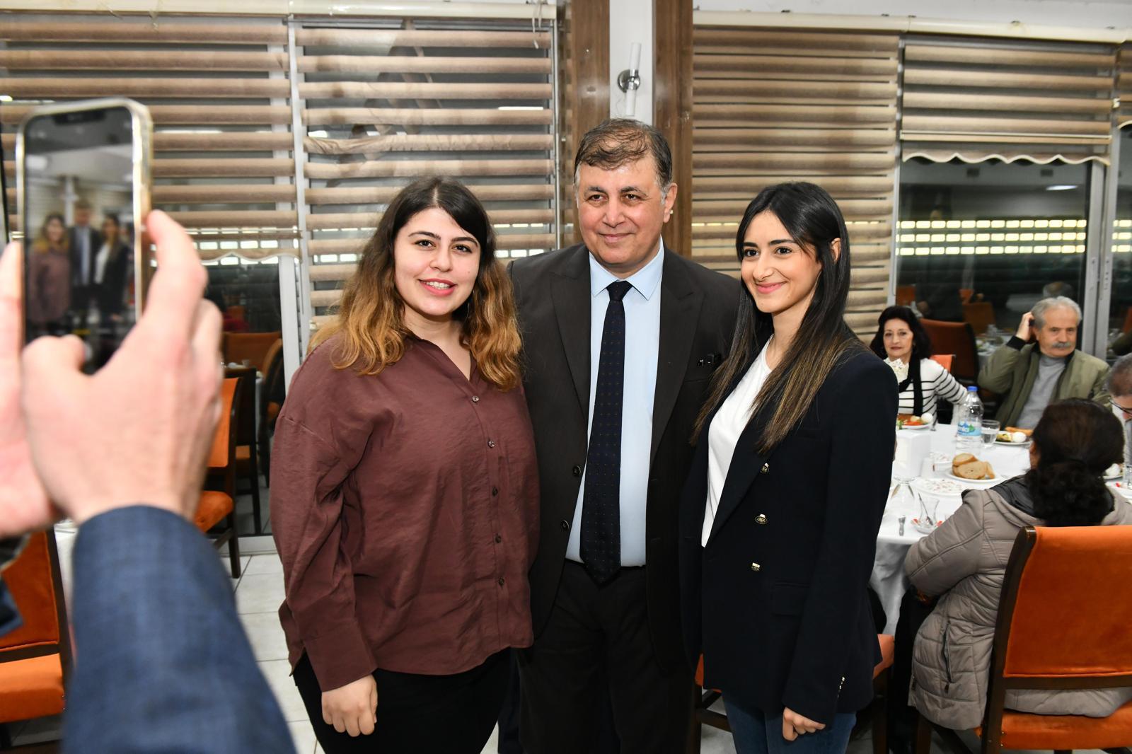 Başkan Tugay Tunceliler derneğinde konuştu "BANA GÜVENMENİZİ İSTİYORUM"