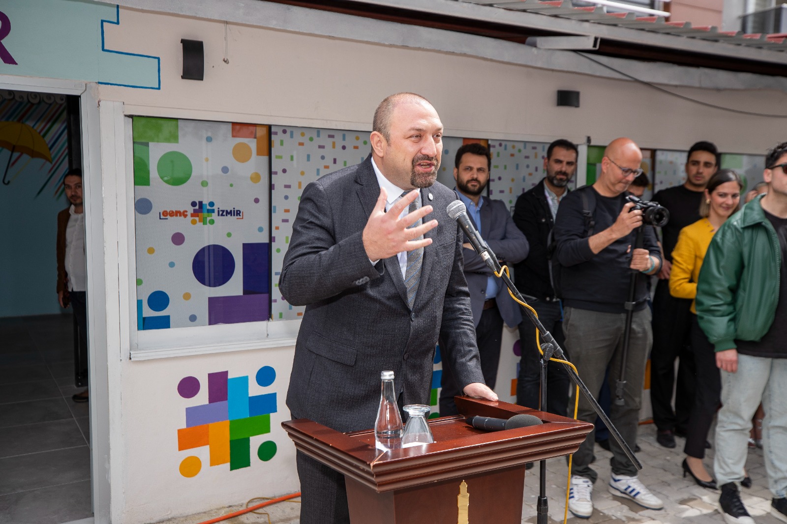 Soyer: “Yaptığımız her şey en çok gençler için”