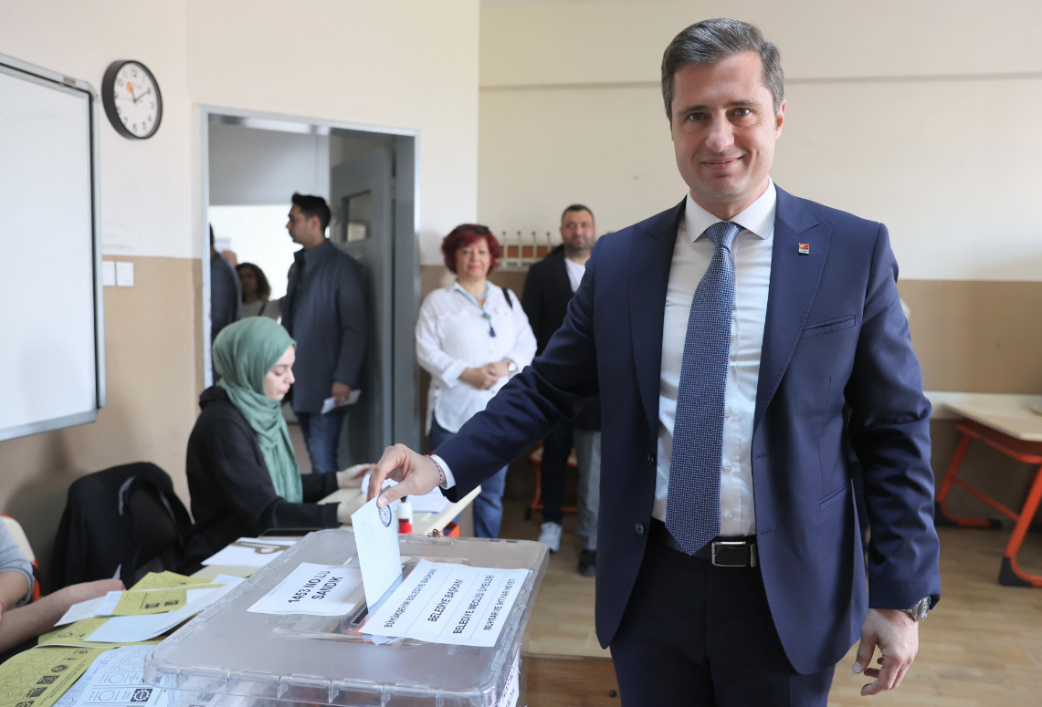 CHP İzmirli siyasiler sandık başında