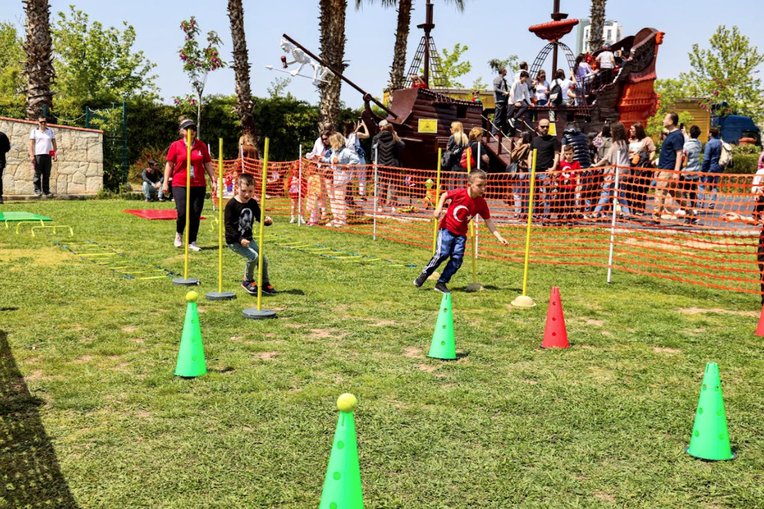 Karşıyaka’da 23 Nisan coşkusu!