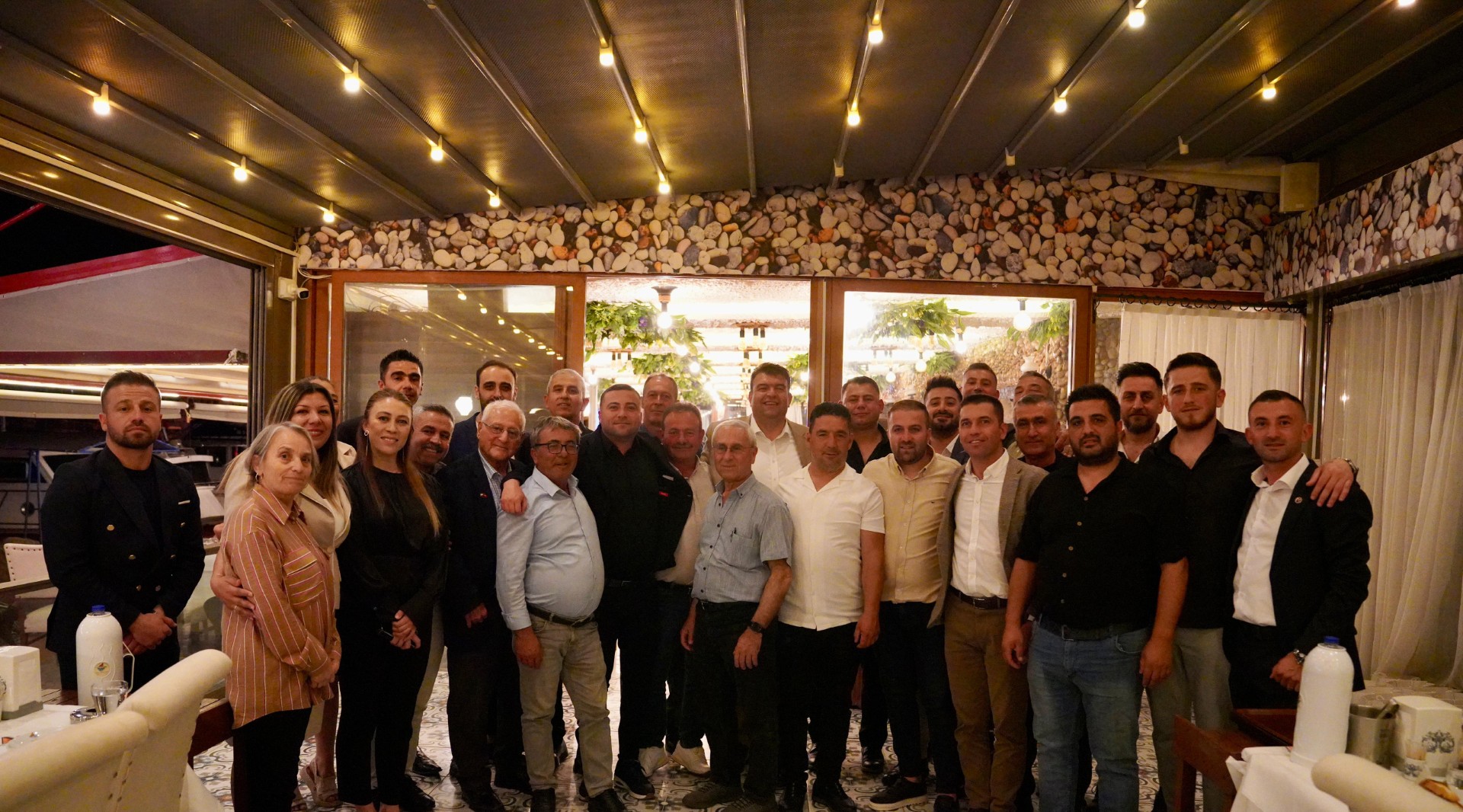 Başkan Yetişkin muhtarlarla buluştu