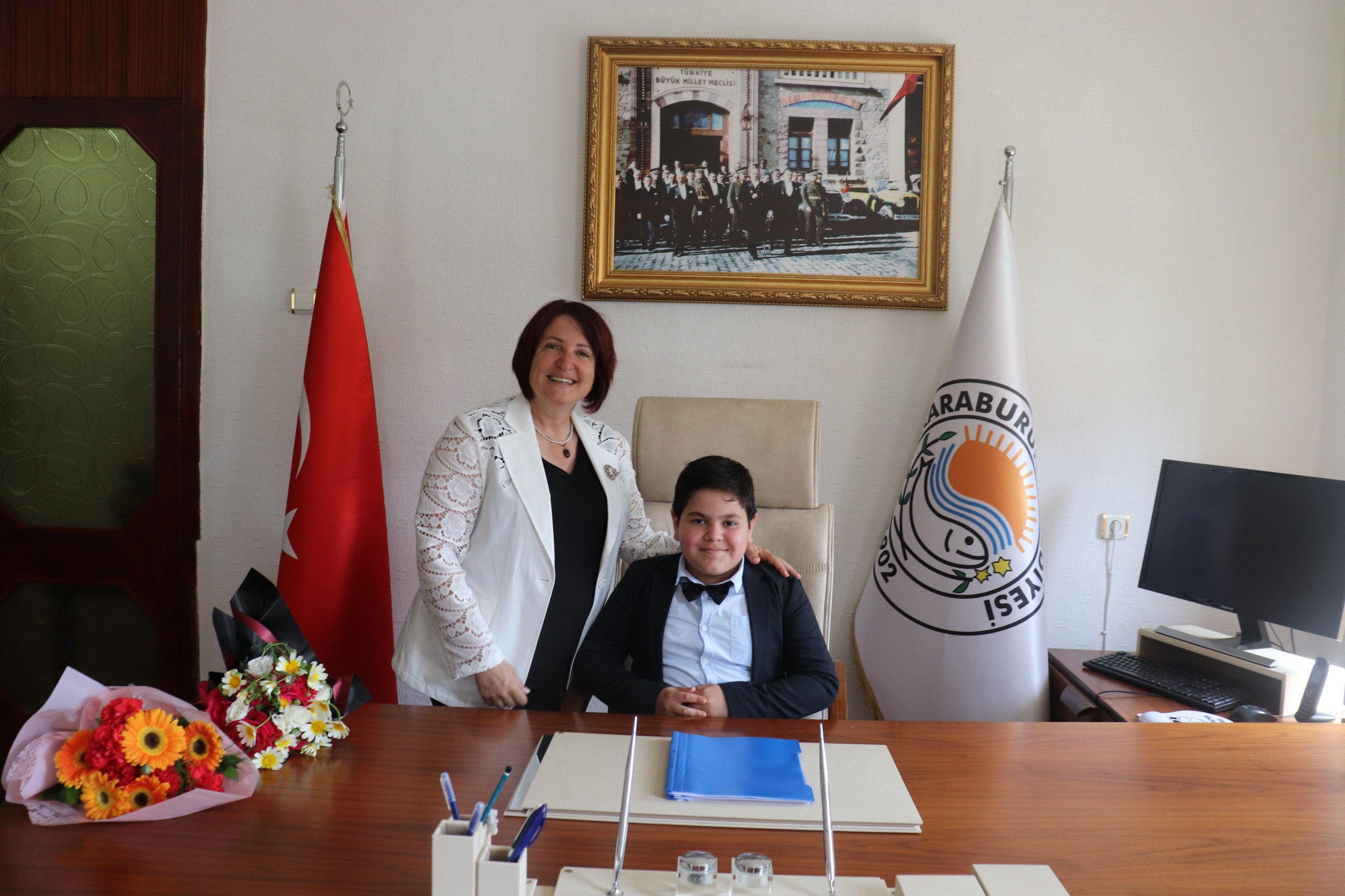 Karaburun’un çocukları, İzmir’in dağlarındaki çiçekler kadar rengarenk