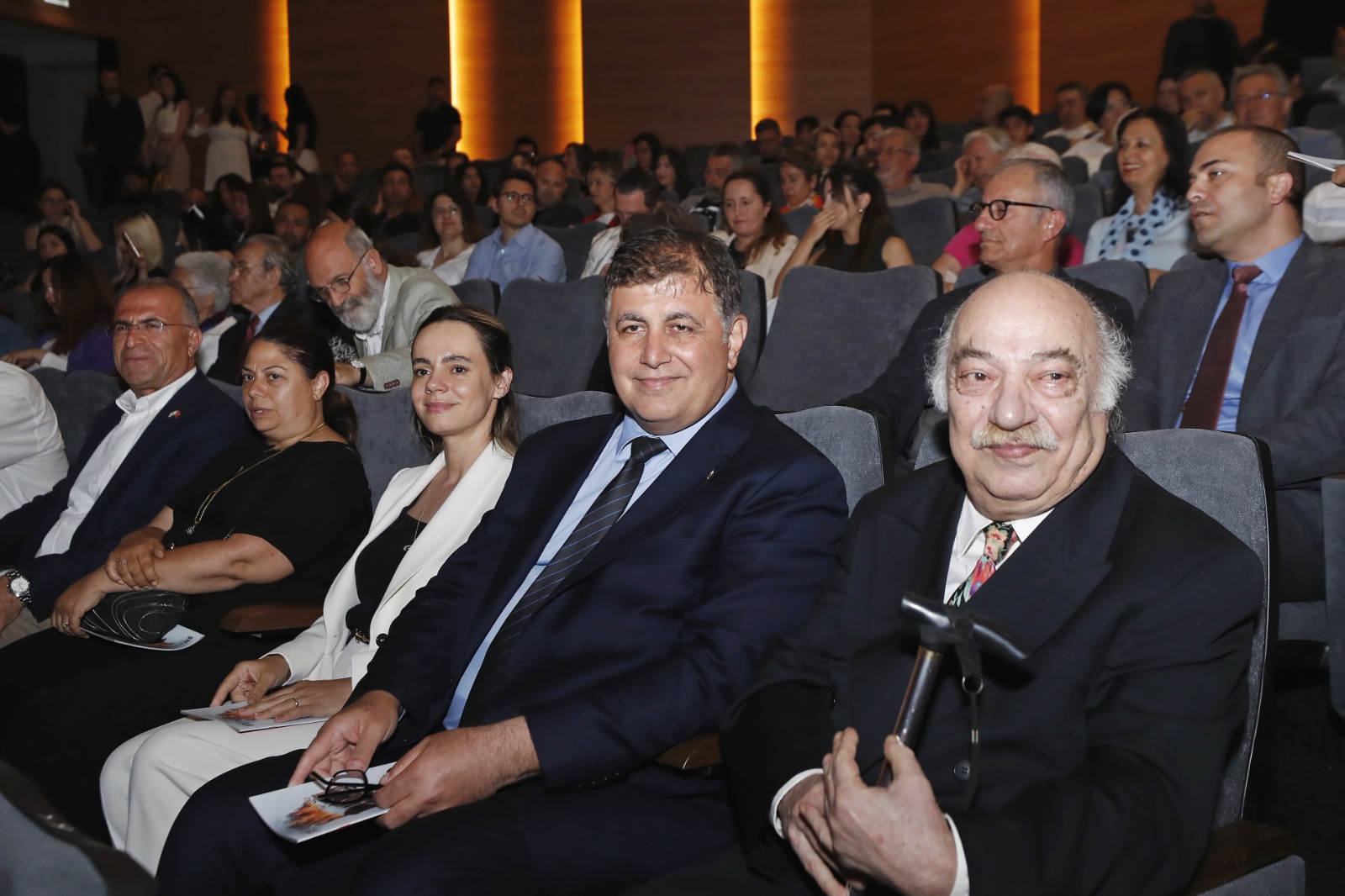 Nazım Hikmet’in “Yolcu” oyununun prömiyeri yapıldı