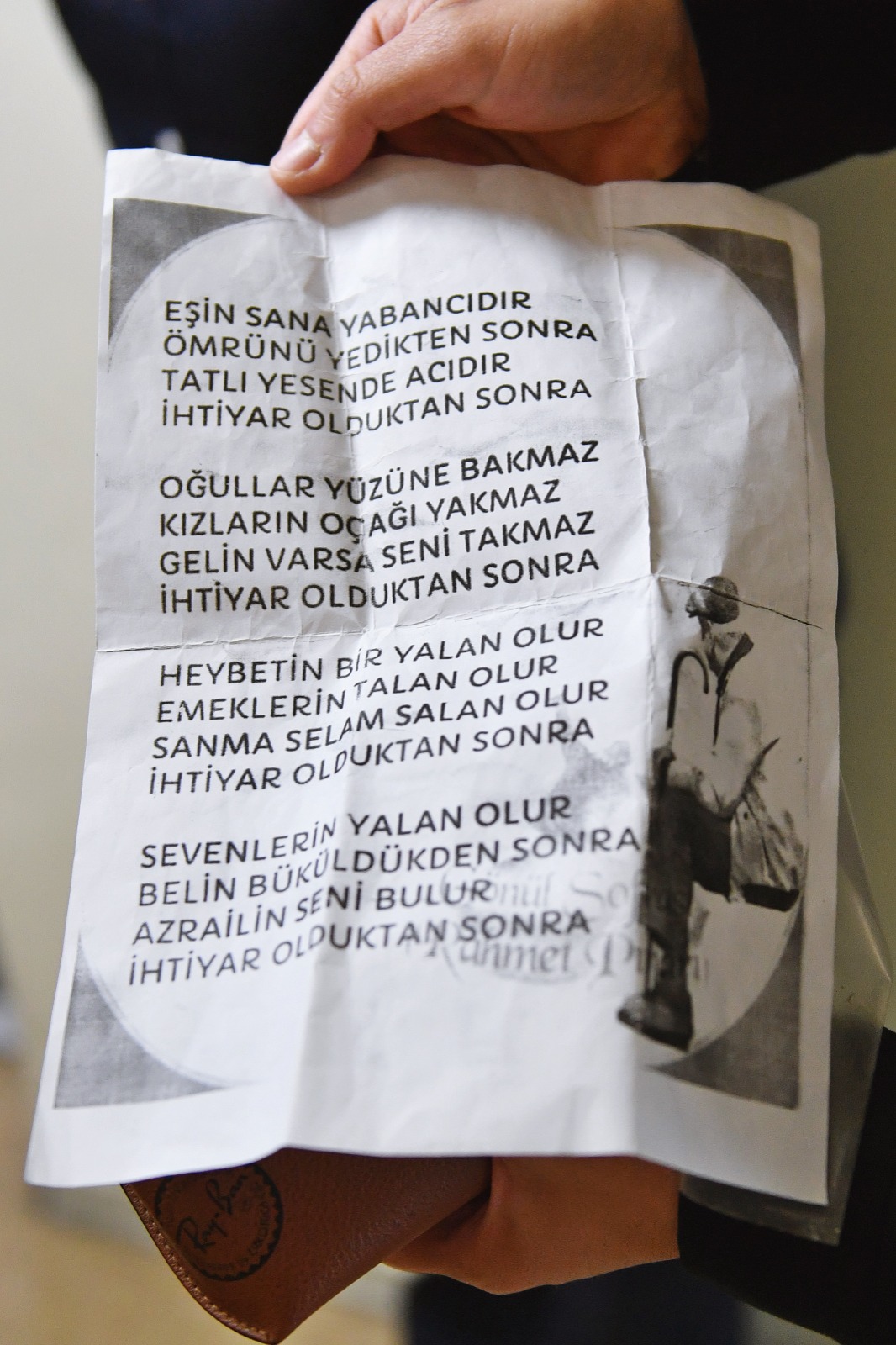 86 yaşındaki Cemil Merttürk Eşrefpaşa Hastanesi’nde şifa buluyor