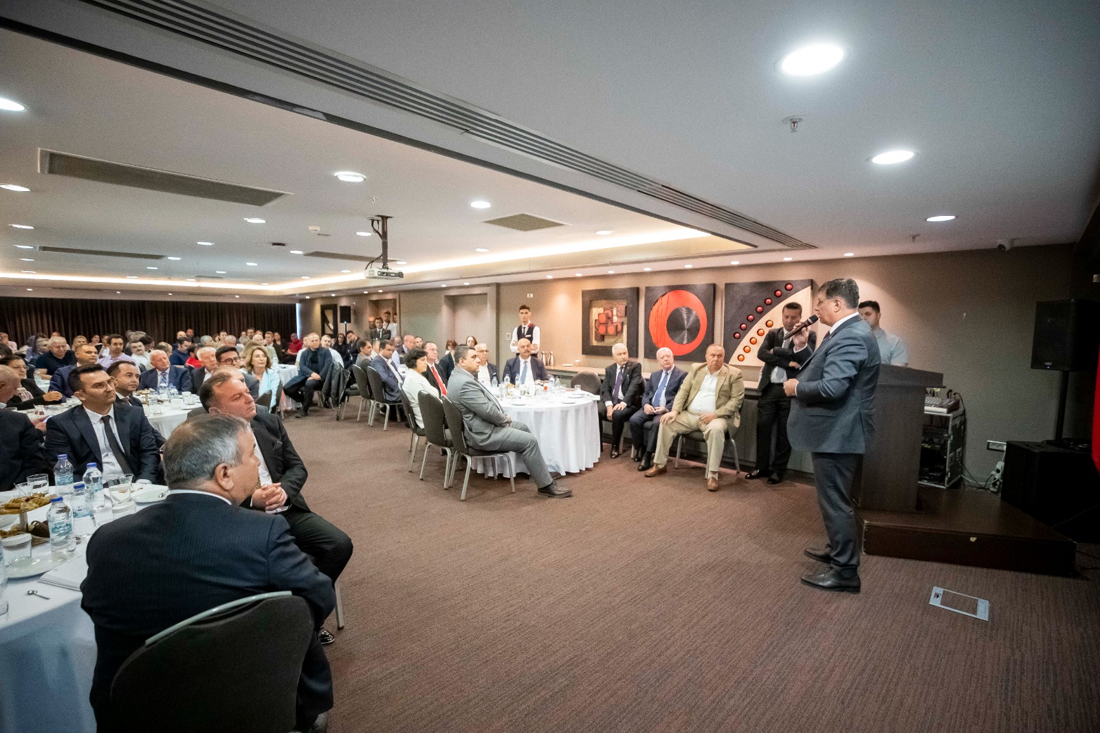 Başkan Tugay: “İzmir’in köylerinde reform yapacağız”