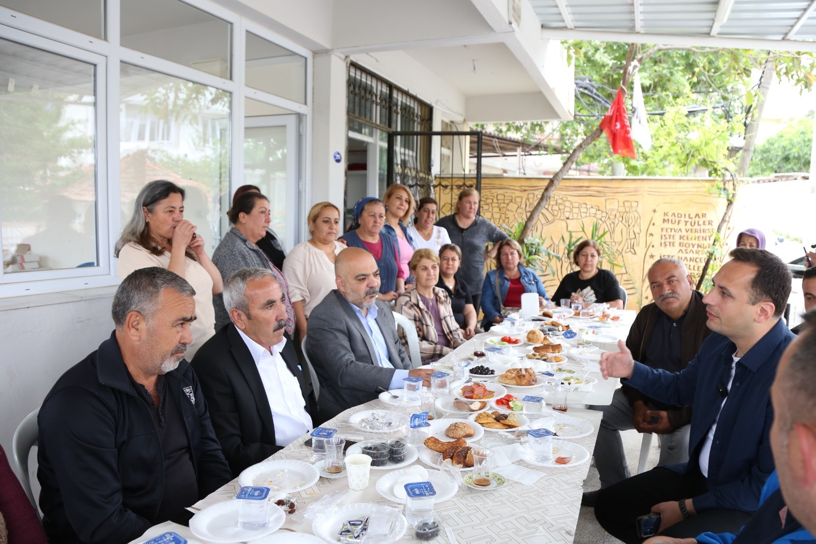 Başkan Eşki'nin köy ziyaretleri Gökdere'den başladı