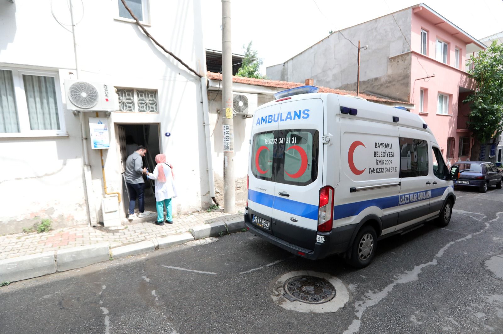 Bayraklı'da vatandaşlara ücretsiz sağlık hizmeti