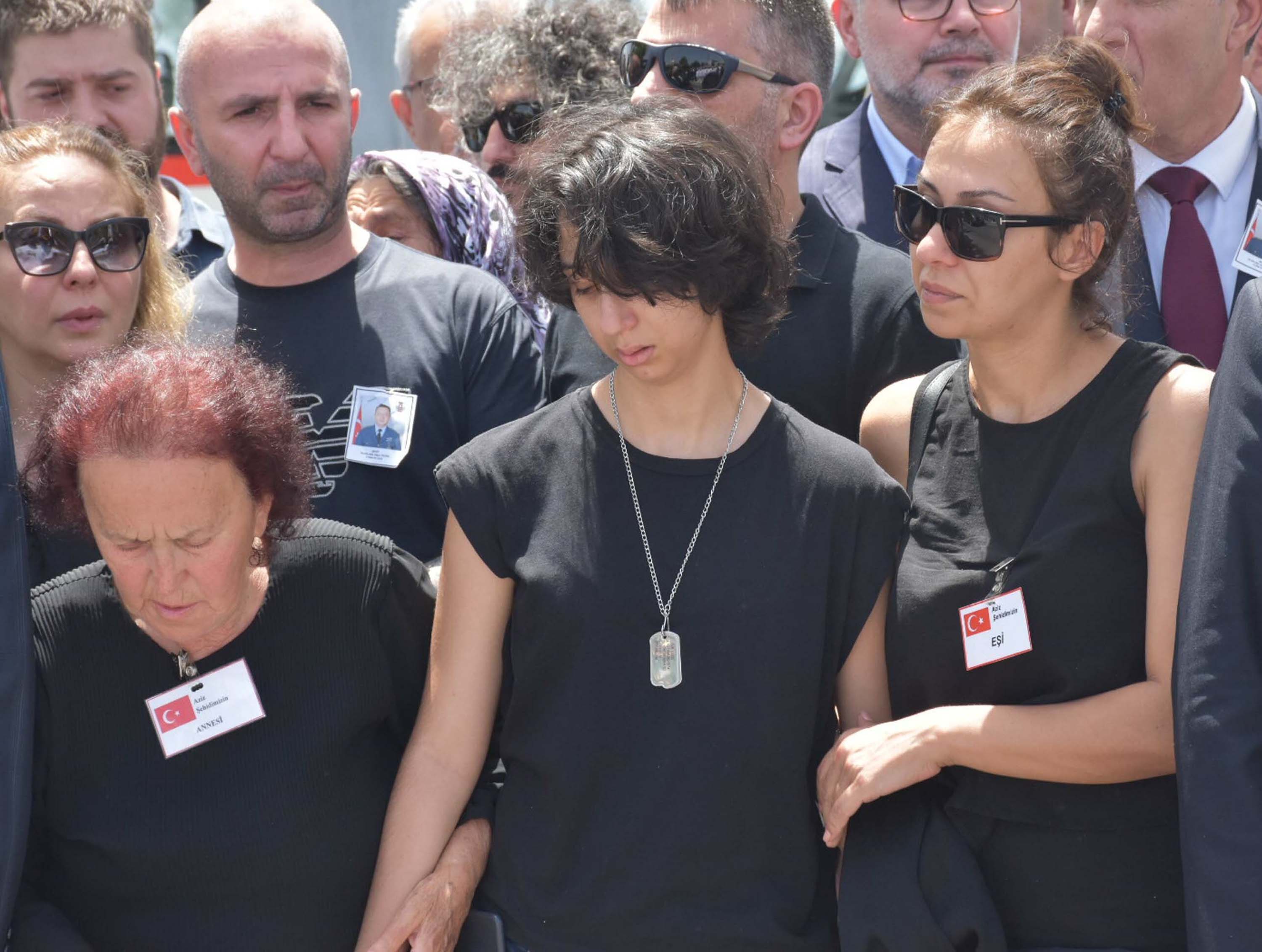 Şehit Pilot Albay Yıldız gözyaşlarıyla uğurlandı