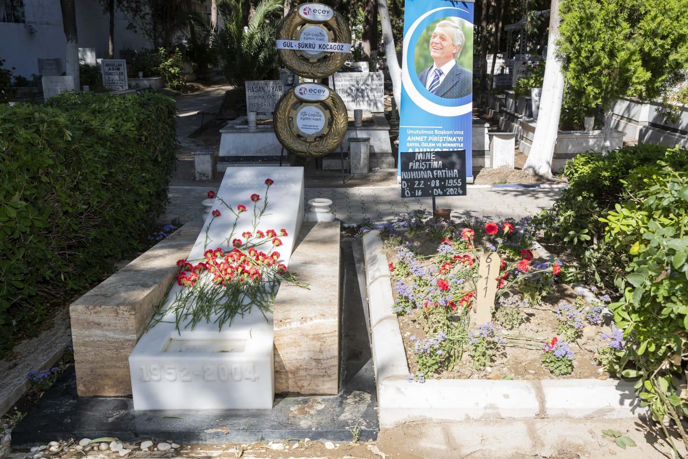 Ahmet Piriştina ölümünün 20'nci yılında kabri başında anıldı