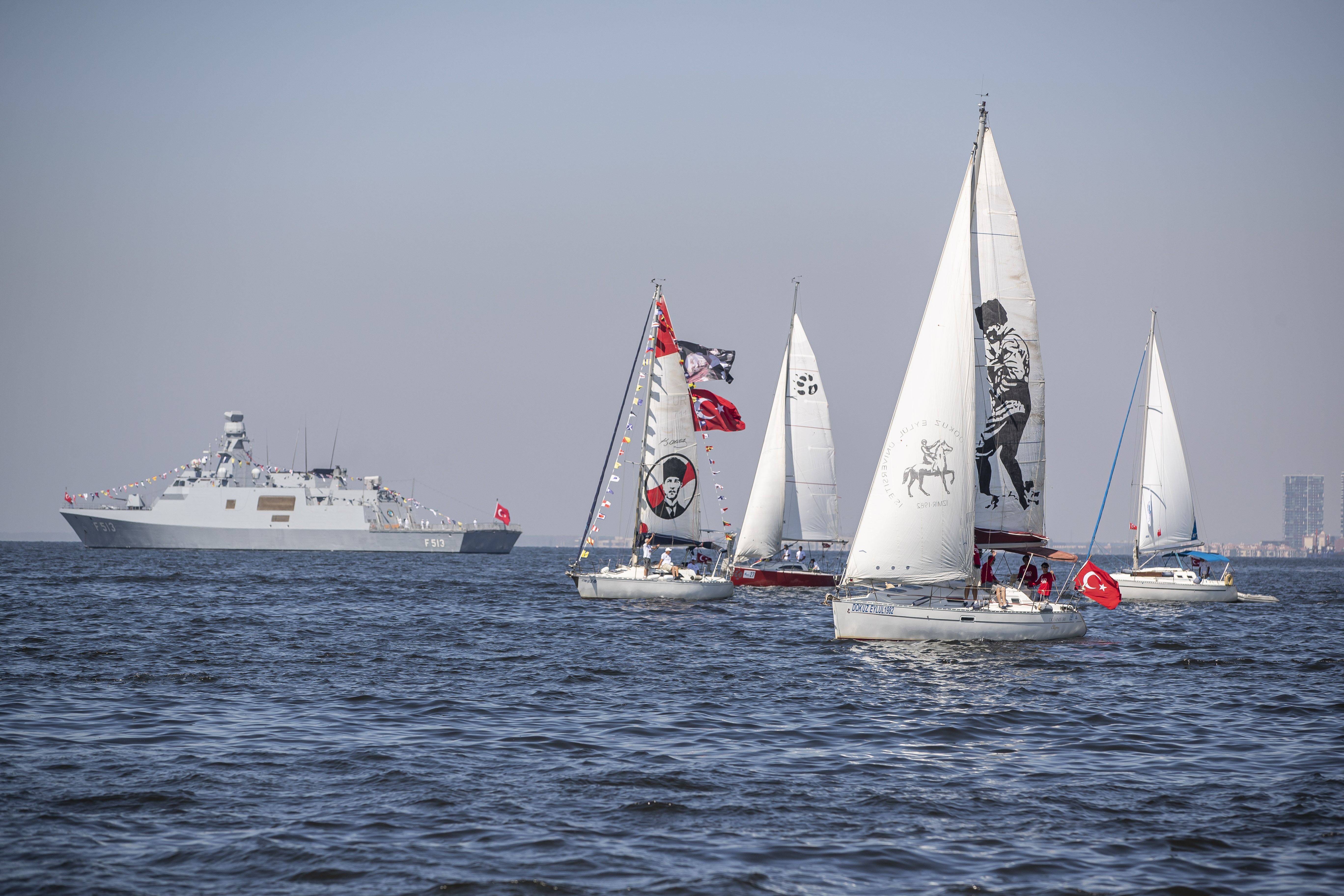 Başkan Tugay tüm İzmirlilere çağrıda bulundu “9 Eylül’ü tarihi bir coşkuyla İzmir’e yakışan görkemle kutlayalım”