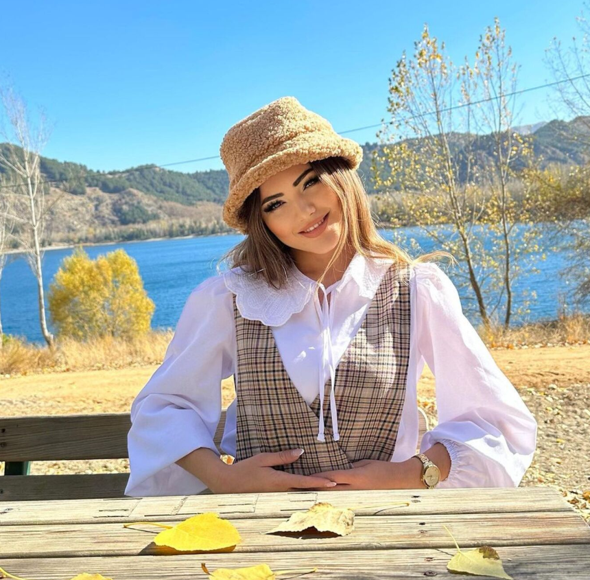 FENOMEN KÜBRA AYKUT'UN ŞOK İNTİHARI