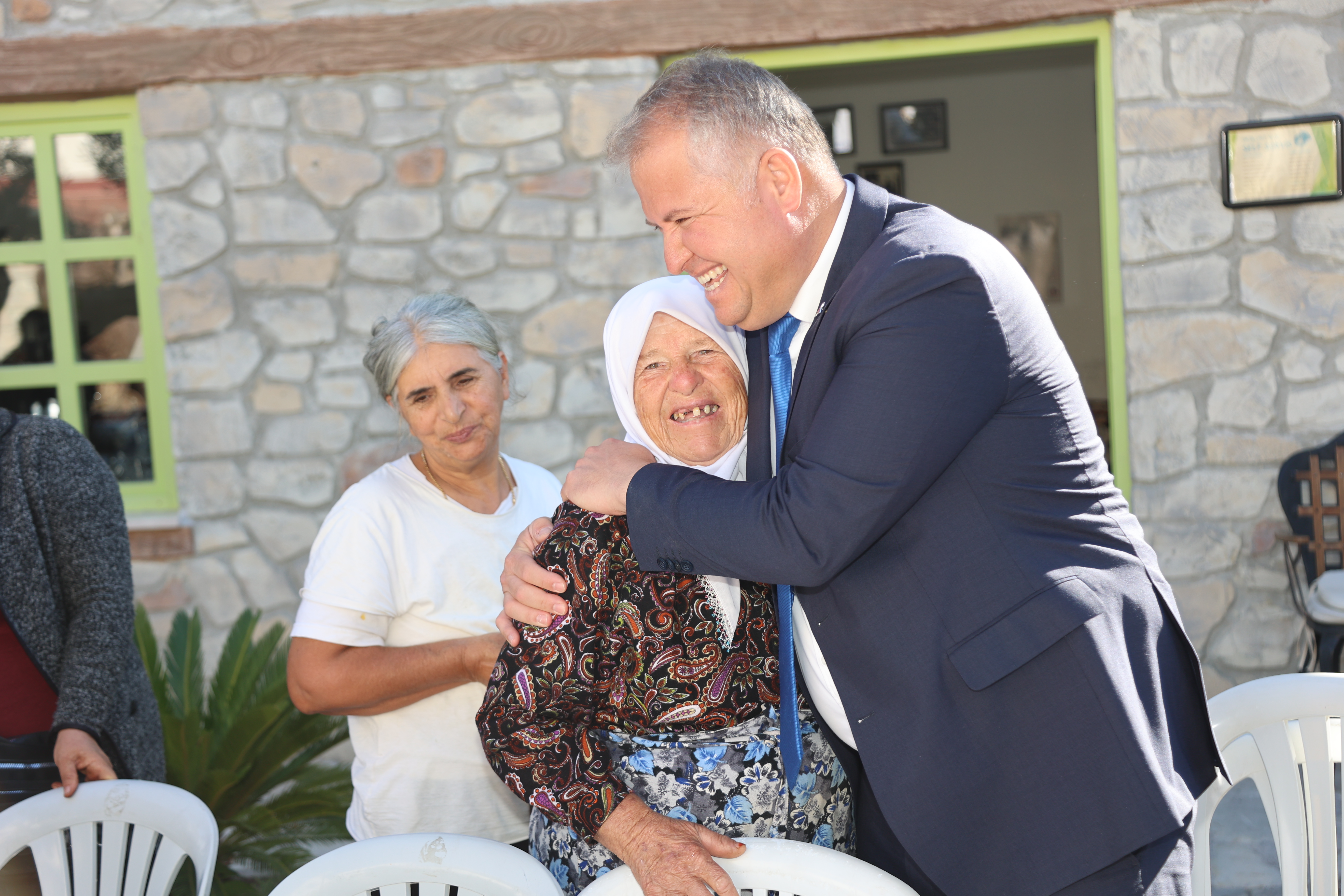 Urla’da “Toprağın Üreten    Kadınları” Zirvesi düzenlendi