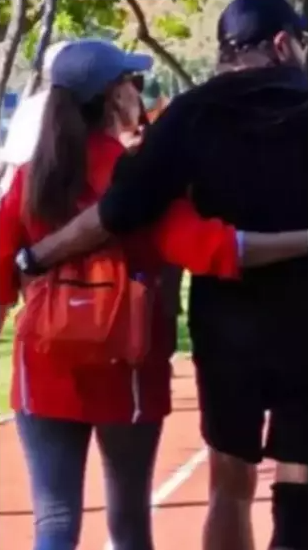 Rol aşkı gerçek oldu! El ele böyle yakalandılar