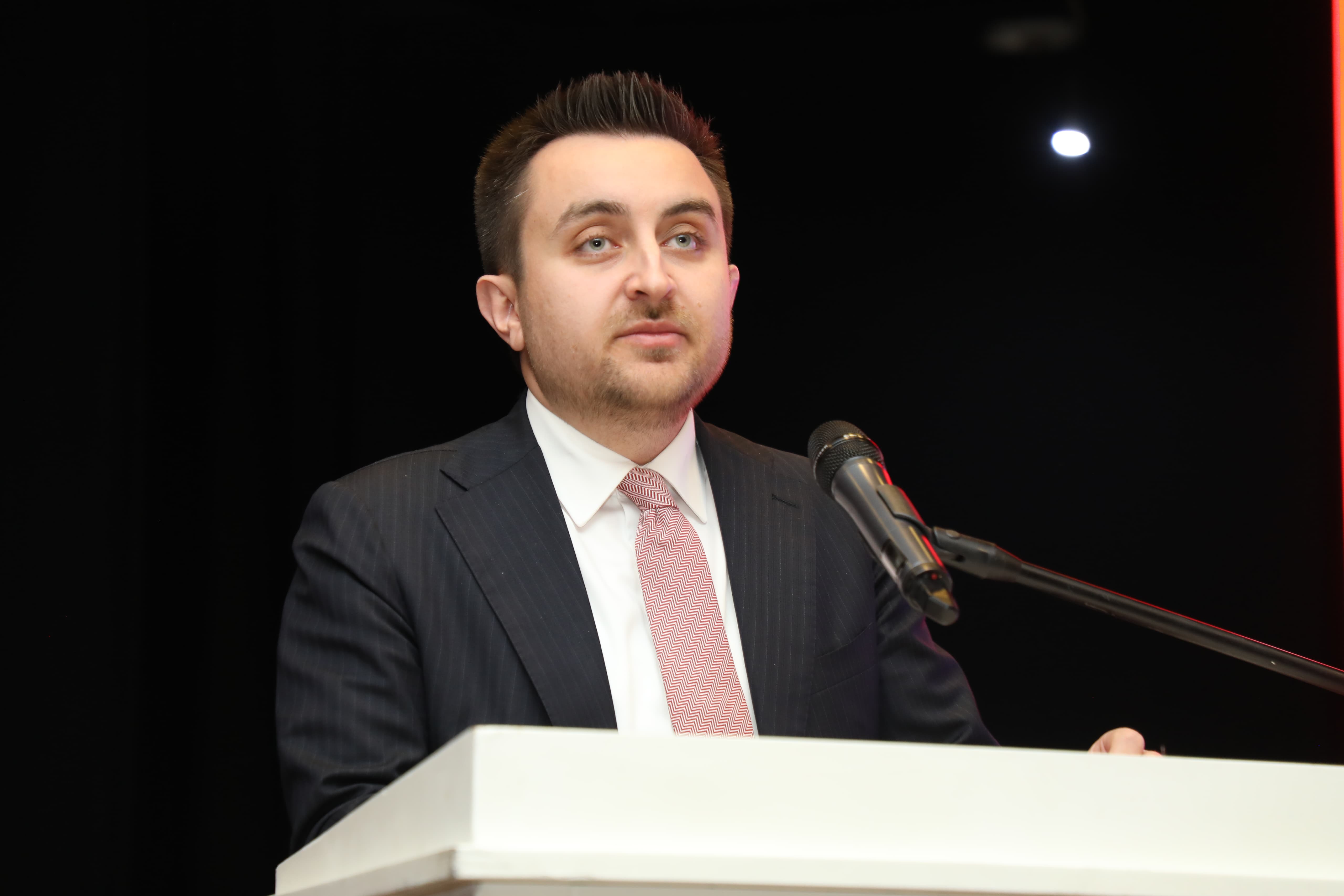 AK Parti İzmir Gençlik Kolları’nda kongre süreci Karşıyaka ile başladı