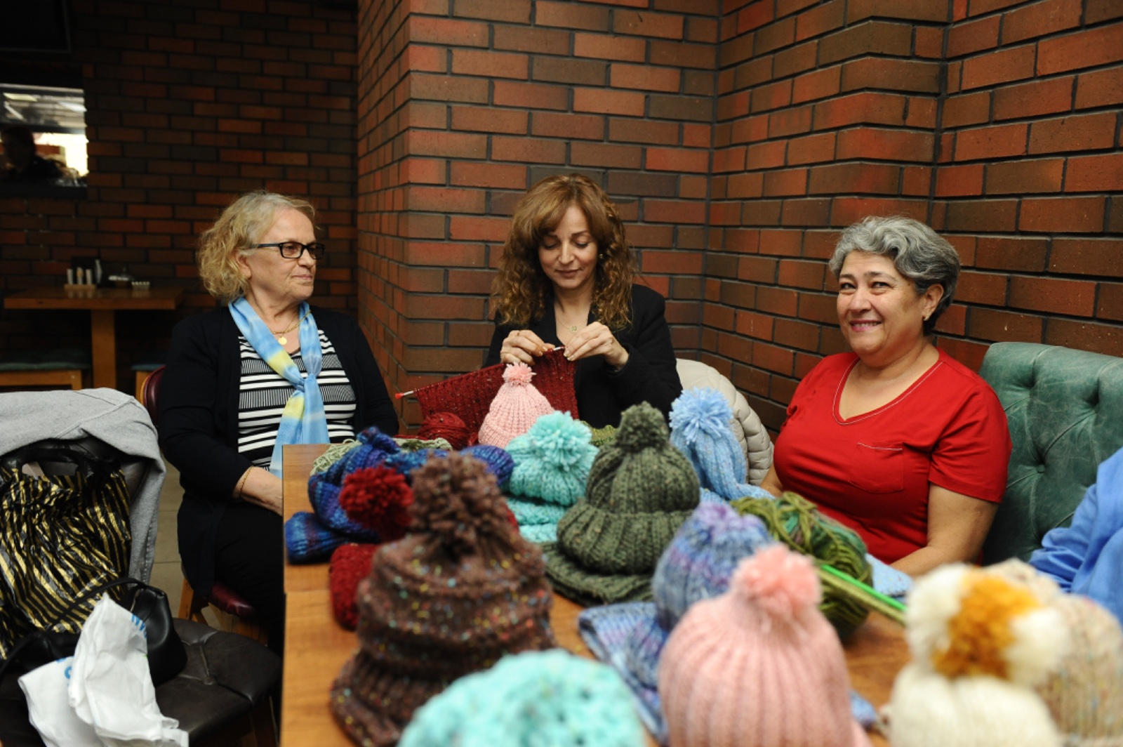 Karşıyaka’da çocuklar için ‘Bir Yumak Bir Gülüş’ projesi başladı