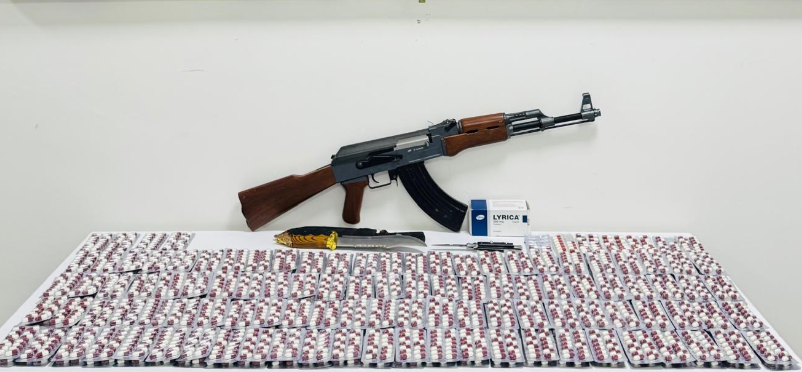 Bayraklı'da uyuşturucu operasyonu: 3 bin sentetik ecza ele geçirildi!