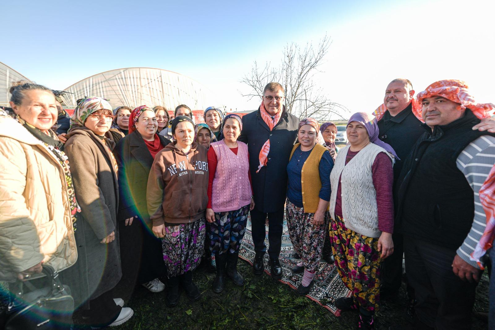 Başkan Tugay: “Baskılar vız gelir tırıs gider” 