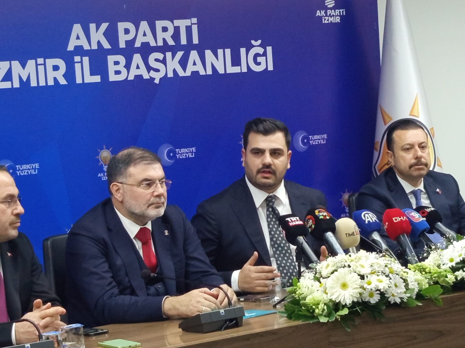 AK Partili İnan, Özgür Özel'i hedef aldı: Atatürk sağ olsaydı sizinle gurur duyar mıydı?