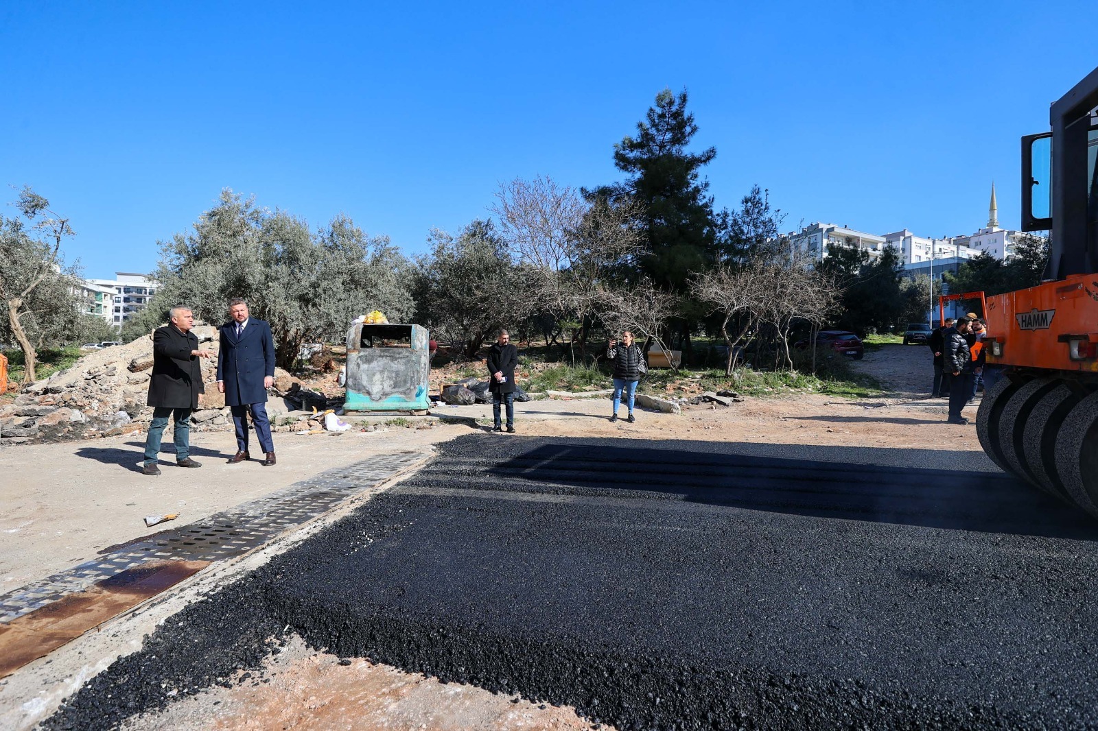 Başkan Görkem Duman, ilçede asfalt seferberliğini sürdürüyor