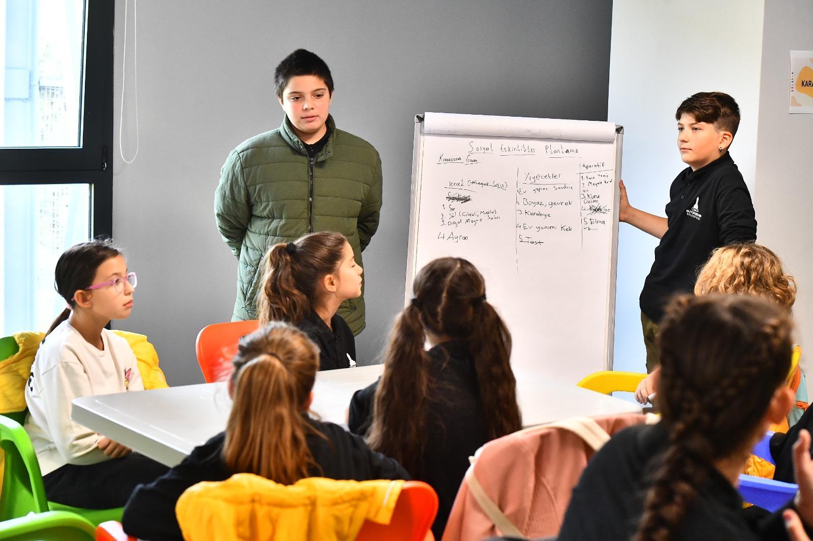 İzmirli çocuklar, kentin geleceğini şekillendiriyor