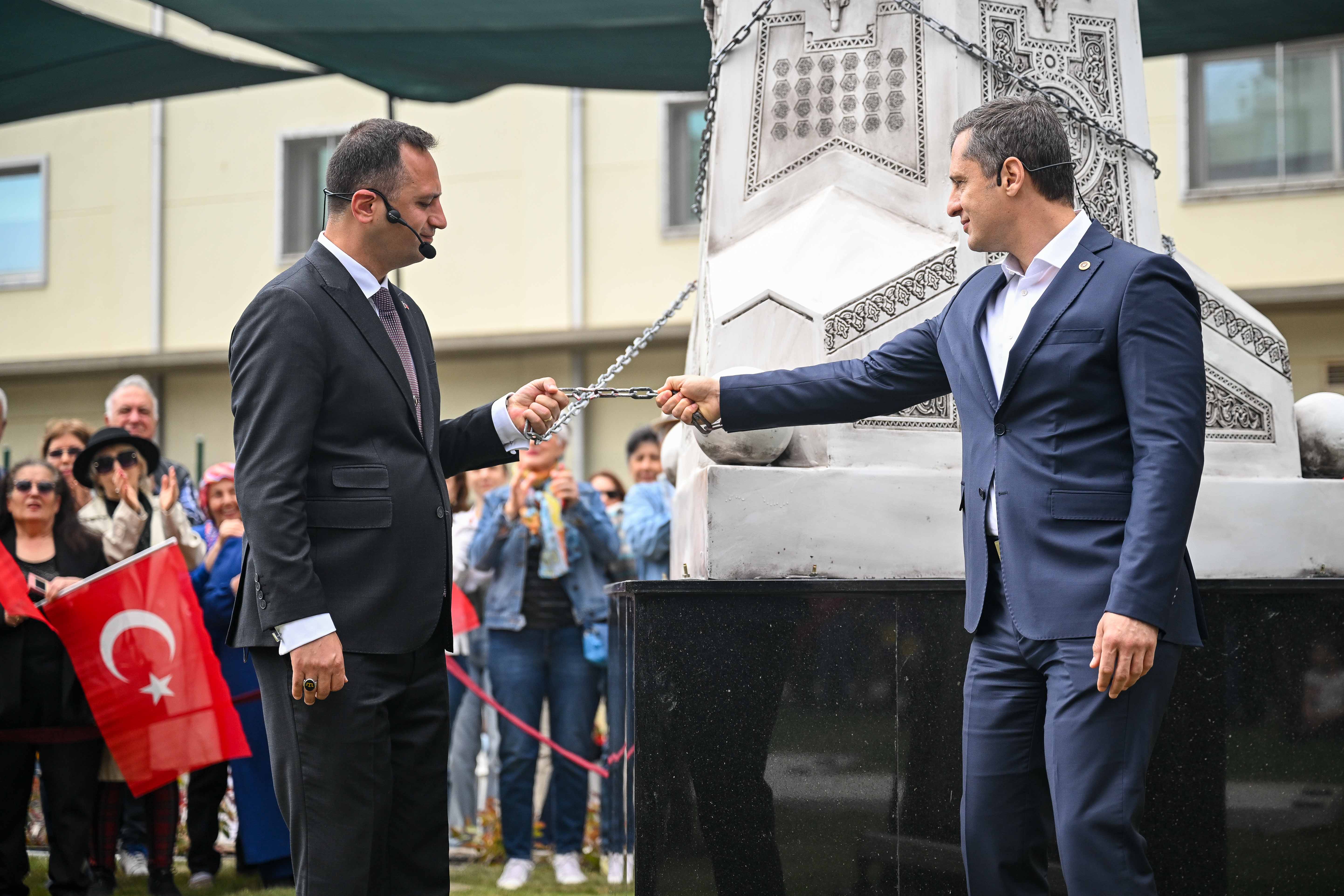 Bornova’da tarihe saygı, özgürlüğe vurgu