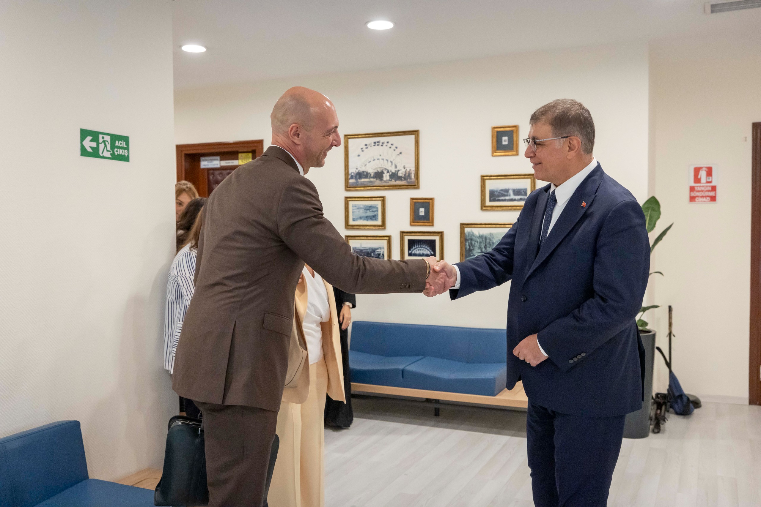 Büyükşehir ve UNICEF iş birliği artarak devam edecek