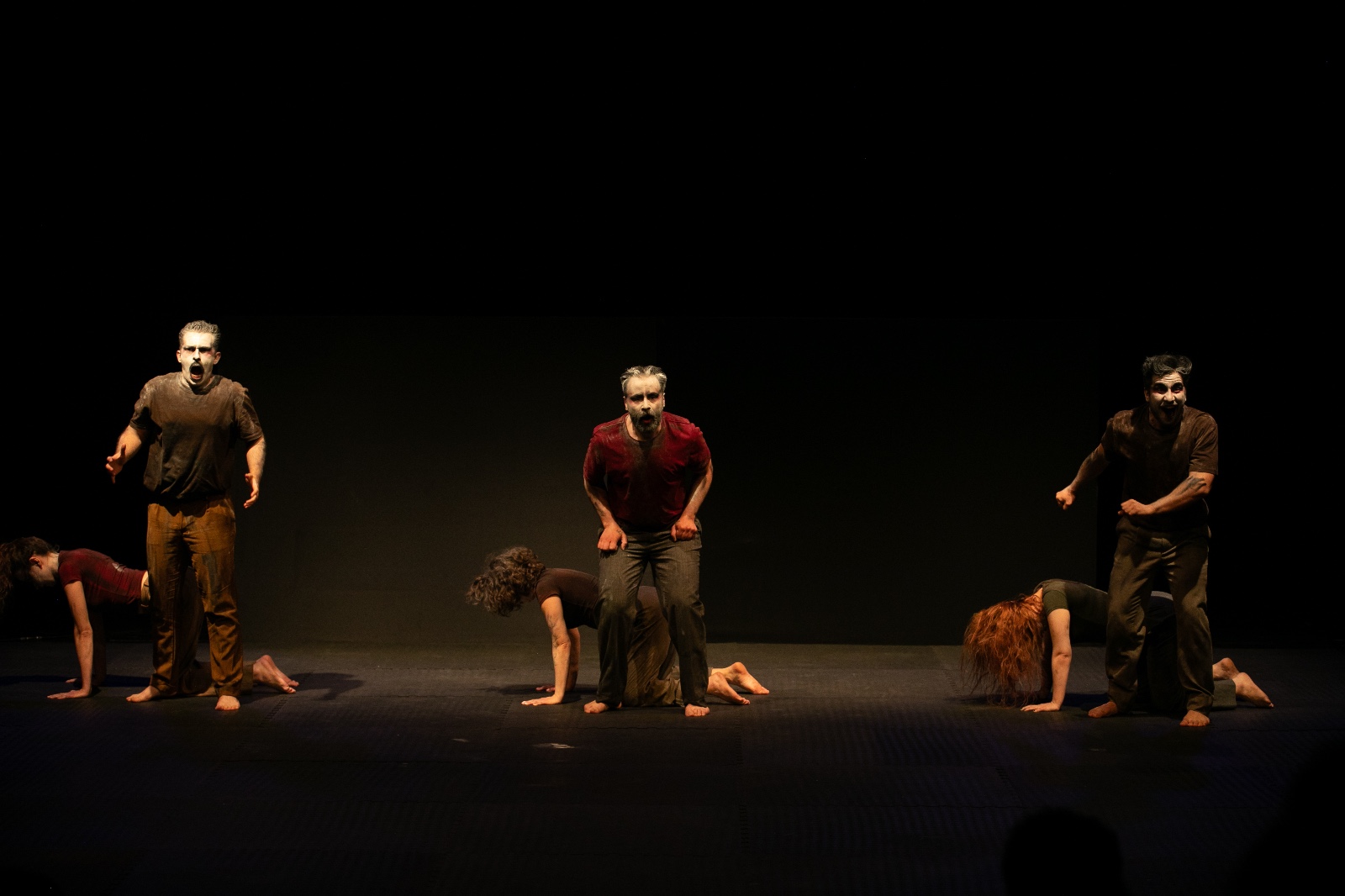 “Şehirler Yollar Hikayeler”in prömiyeri yapıldı