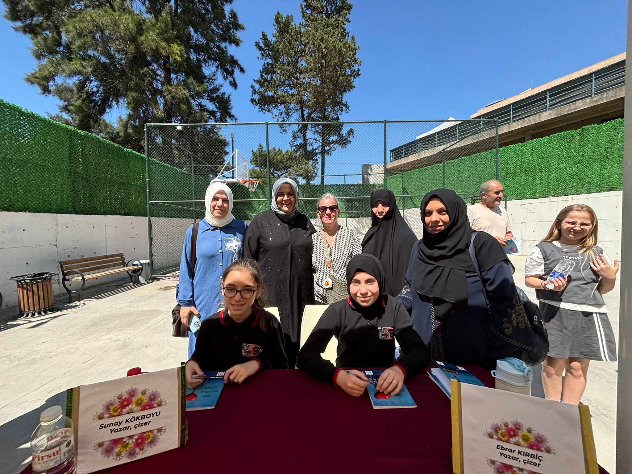 Minik Kalemlerden Büyük Mesaj: "Bir Damla İyilik" Okuyucularla Buluştu