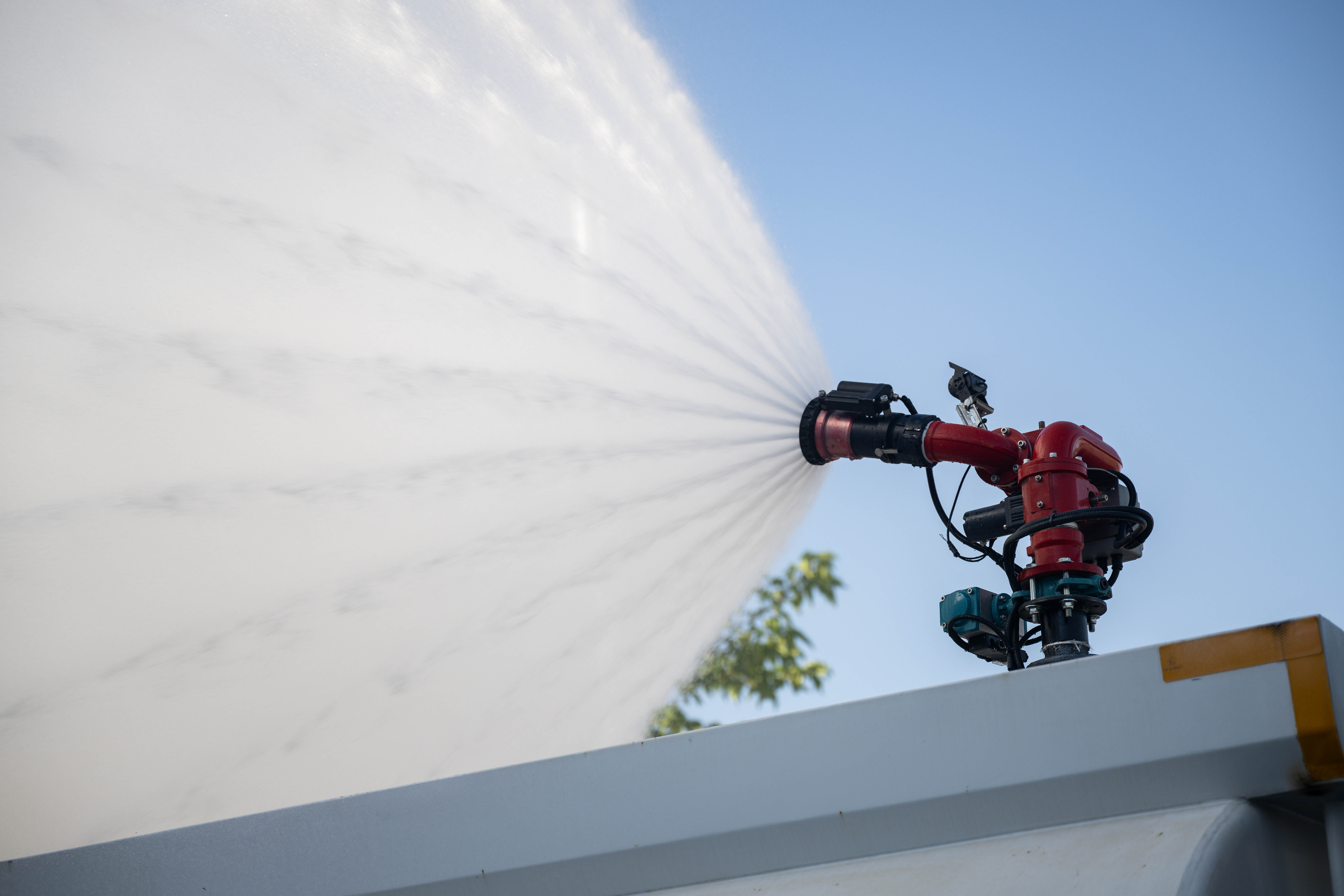 Bornova Belediyesi’nden yangına hızlı müdahale hamlesi