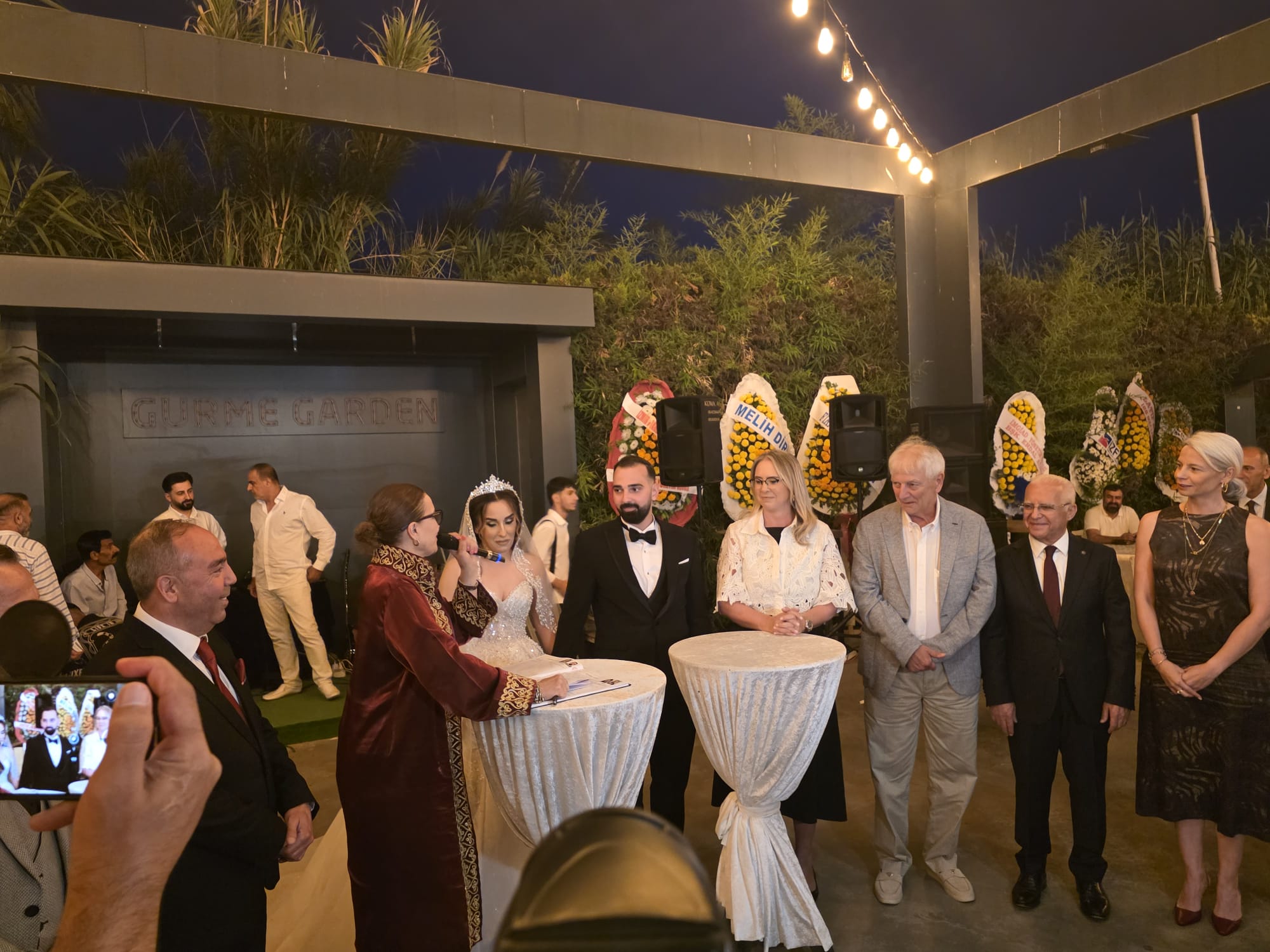 Alptekin ve Dündar Ailelerinin mutlu günü: Gülten ve Furkan Dünyaevine Girdi