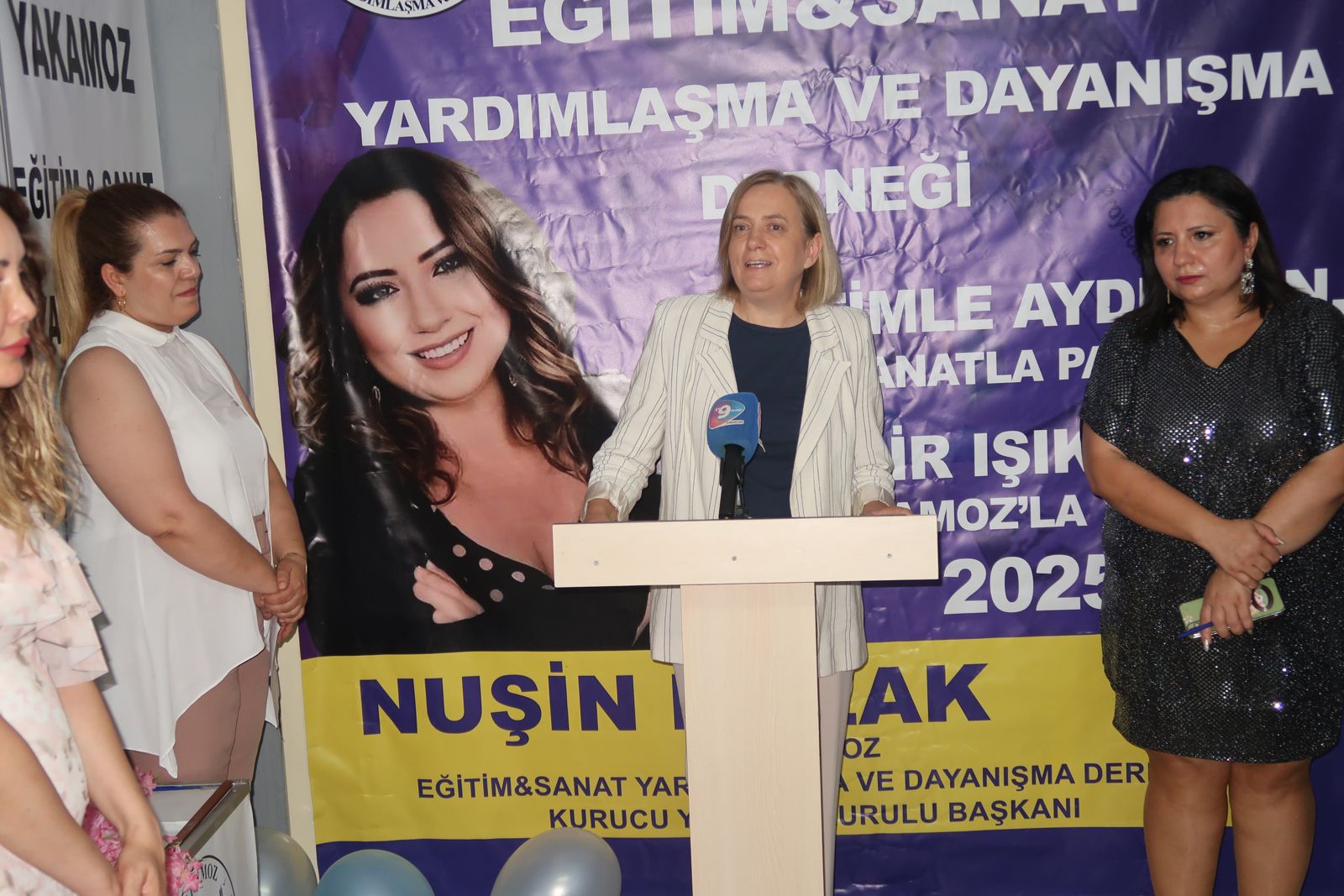 YAKAMOZ DERNEĞİ GÖRKEMLİ BİR TÖRENLE AÇILDI