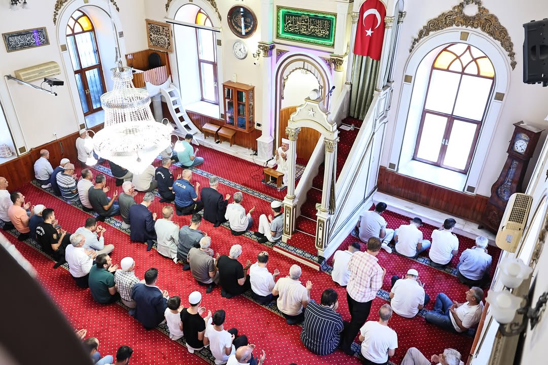 Vali Elban’dan 15 Temmuz Mesajı: “Ruhları Şad, Makamları Âlî Olsun”