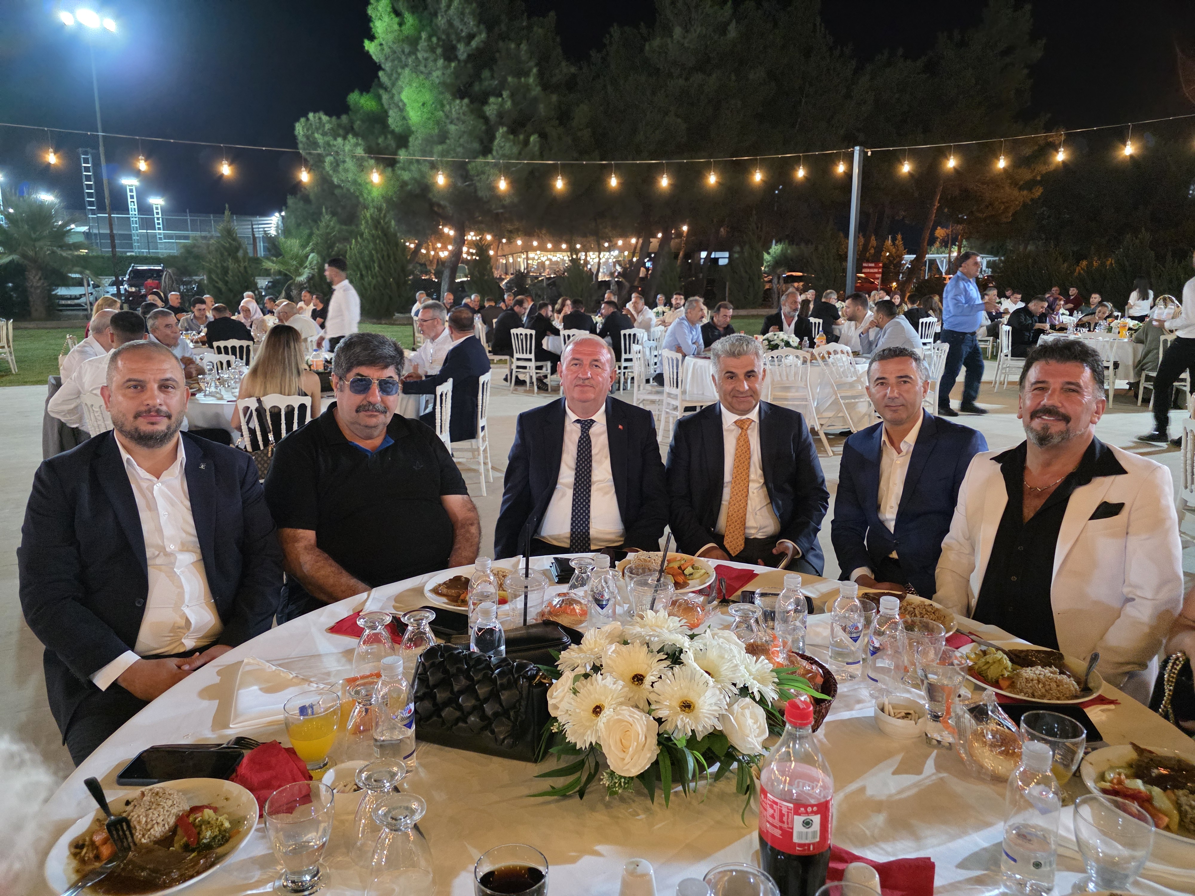 ANLI ŞANLI DÜĞÜN! FEYZA VE ATAKAN DÜNYAEVİNE GİRDİ