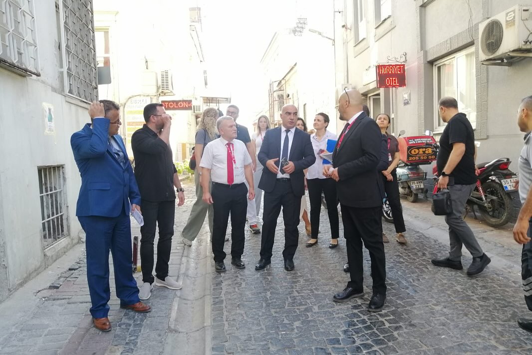 İzmir İl Sağlık Müdürü Ayhan Kul, Eğitim Diş Hastanesi'ni Ziyaret Etti