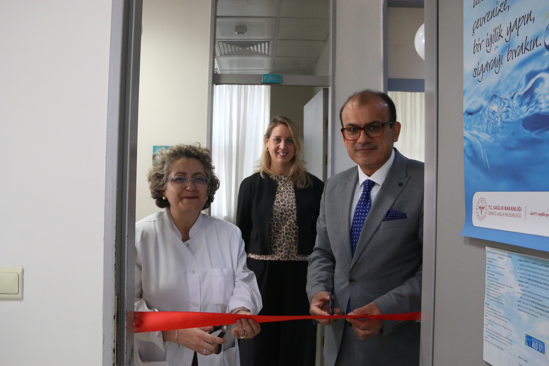 İzmir Atatürk Eğitim ve Araştırma Hastanesi’nde Sigara Bırakma Polikliniği Hizmete Açıldı