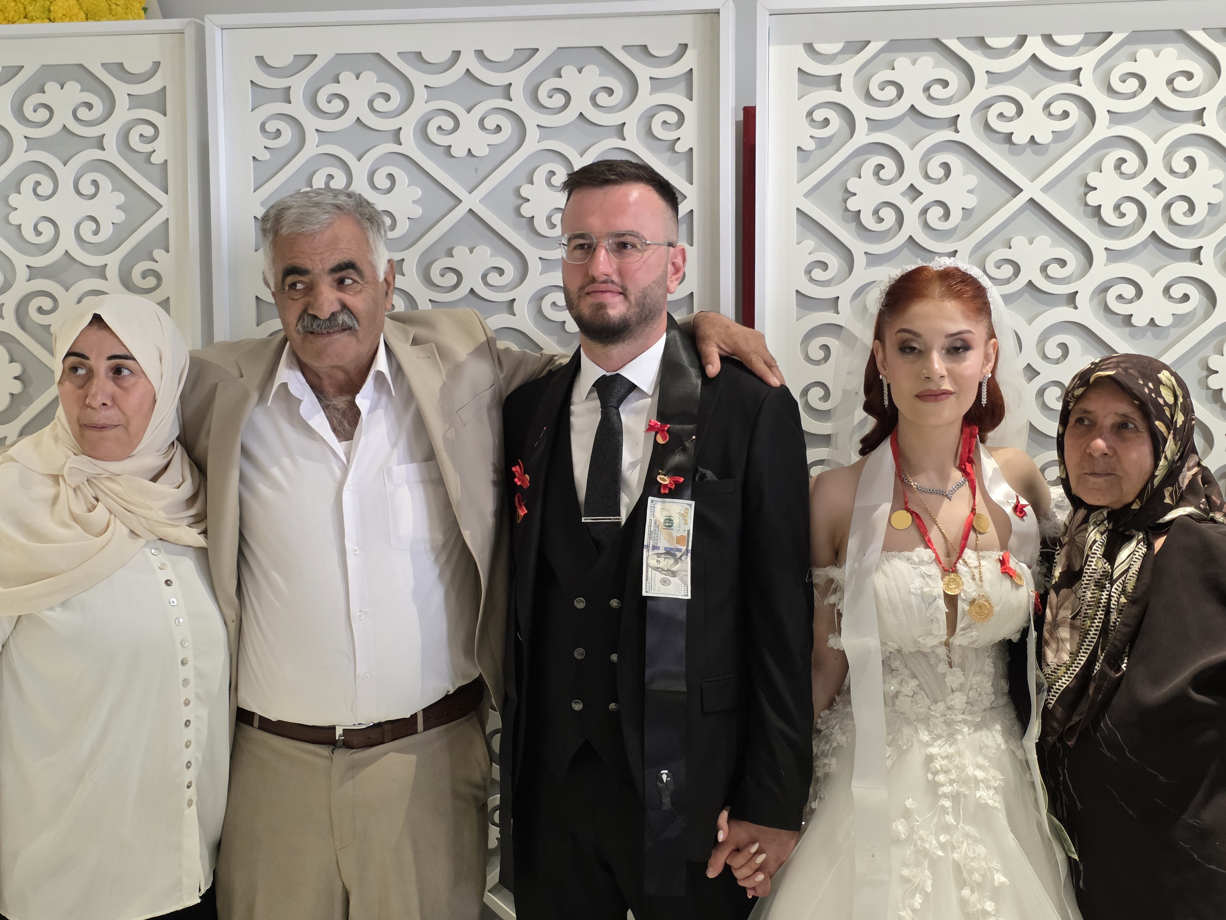 İrem Albayram ile Mertcan Sevinç dünya evine girdi