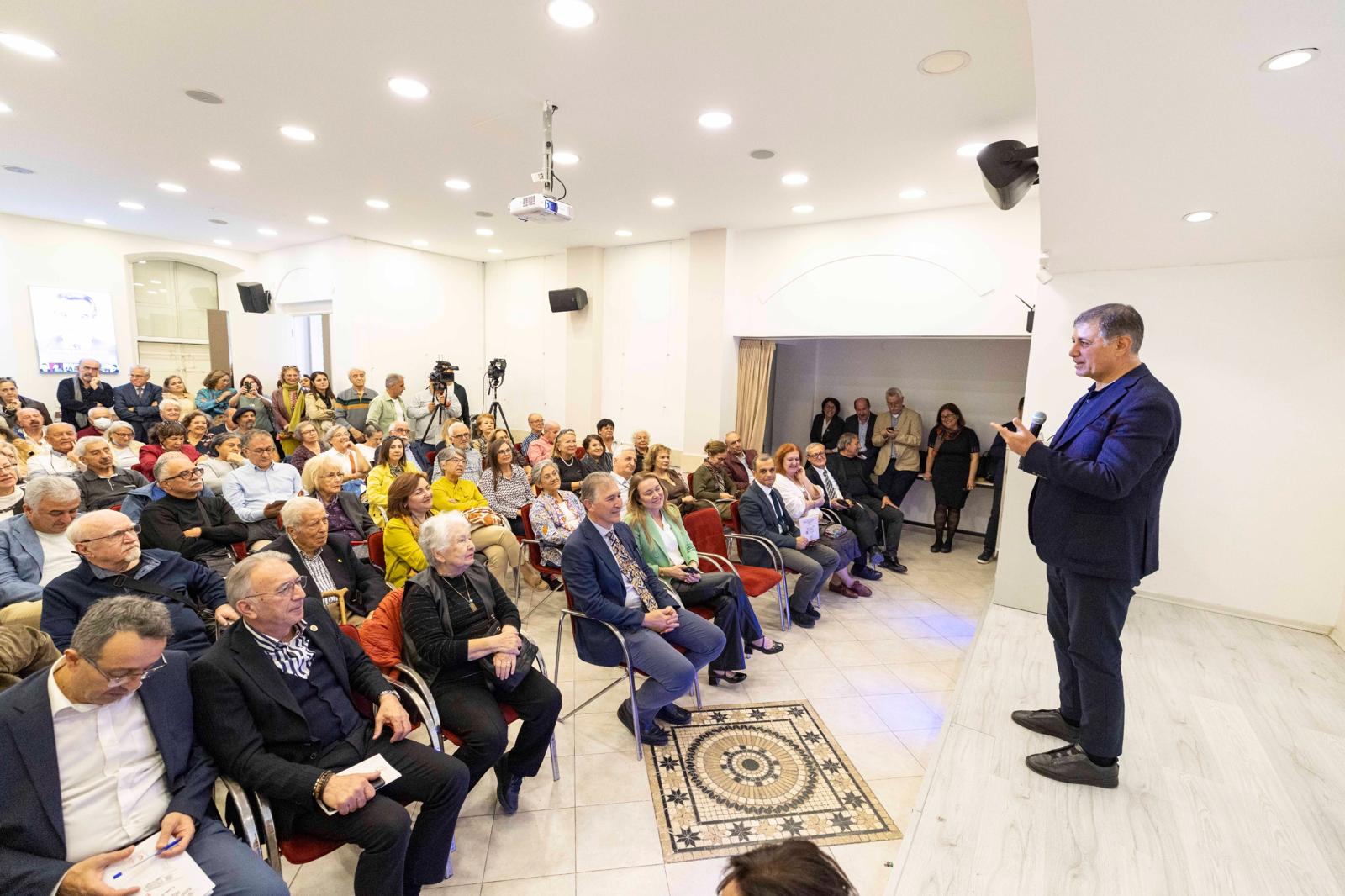 Başkan Tugay’dan meslektaşlarına birlik, beraberlik çağrısı