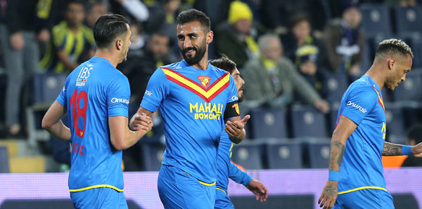 Göztepe'de 3 isimle yollar ayrıldı!