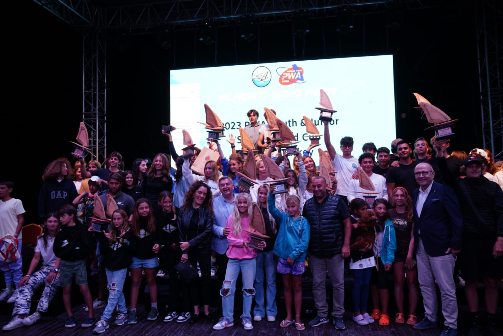 Alaçatı Wind Fest'te ödüller sahiplerini buldu