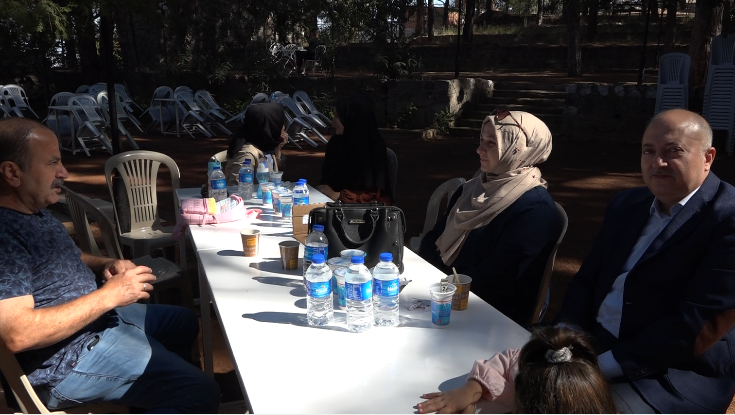 SALİH ERKEK YAKINLARINI KADİFEKALE'DE BULUŞTURDU