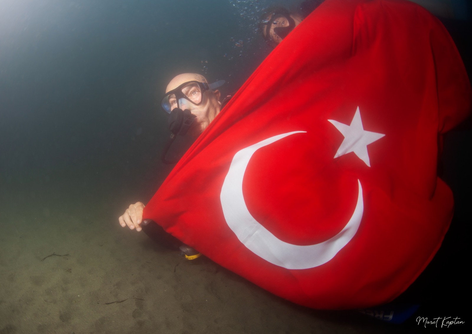 Başkan Soyer İzmir Körfezi’nde tüple dalış yaptı