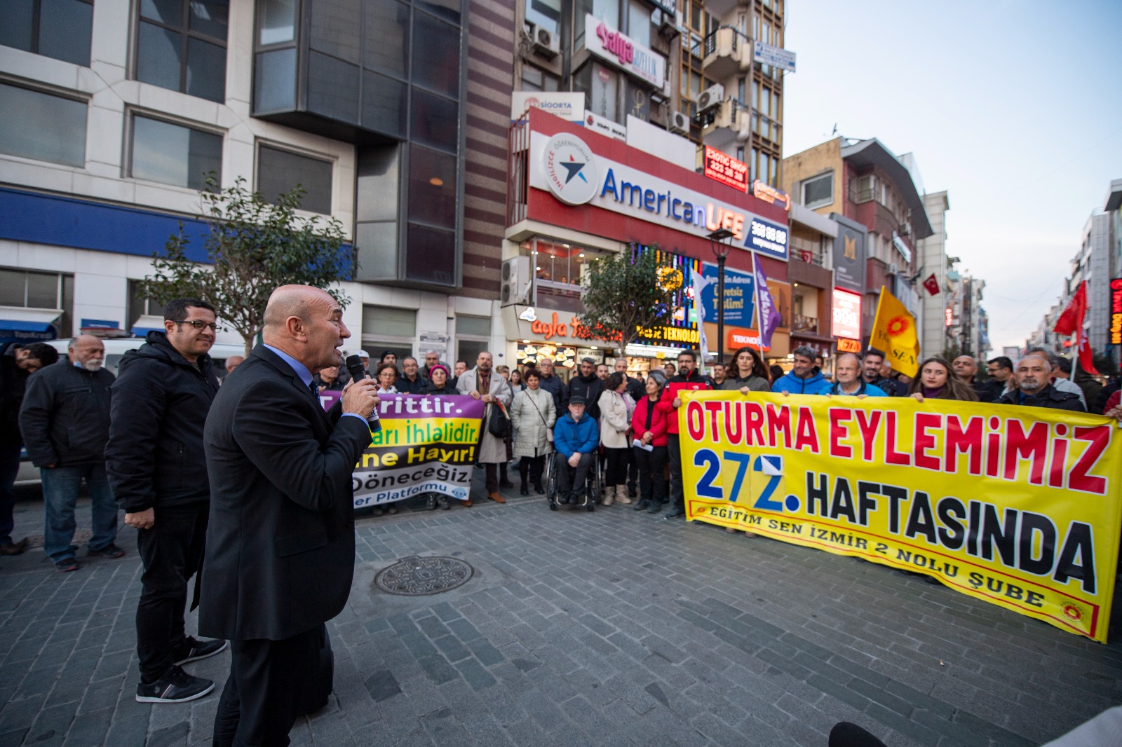 Başkan Soyer: Asla yalnız değilsiniz