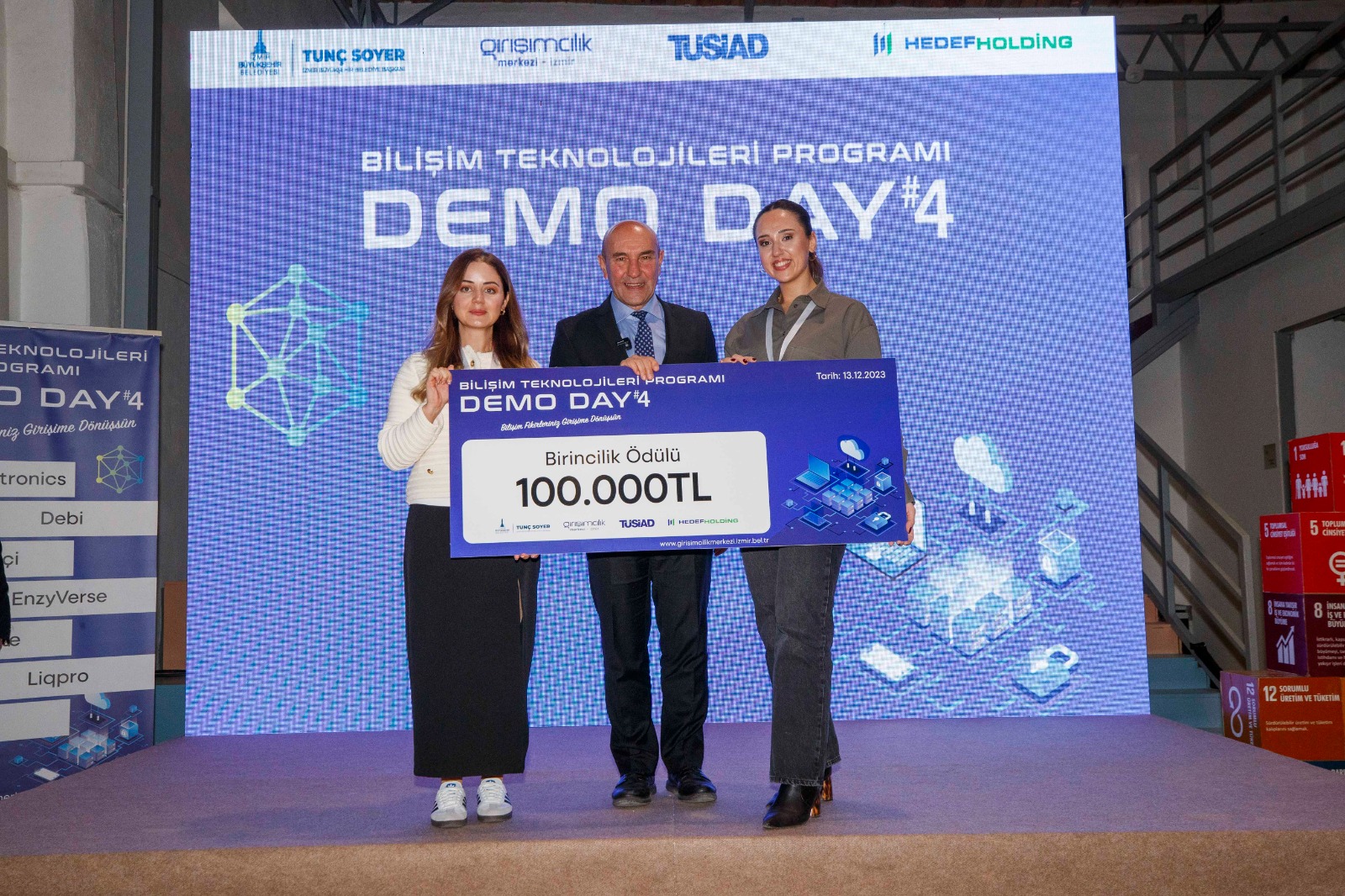 Girişimcilik Merkezi İzmir 2023’ün en başarılı yenilikçi fikirlerini ödüllendirdi