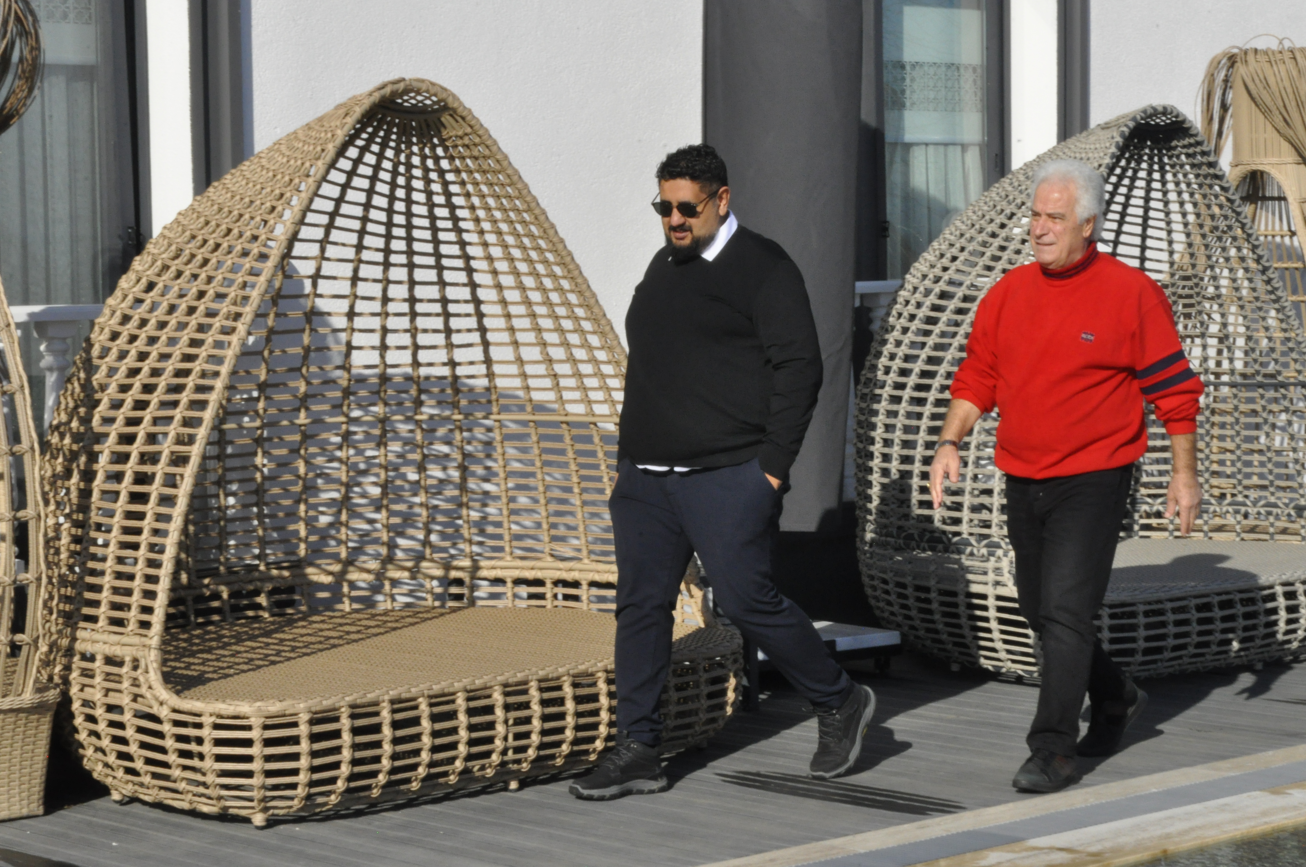 Menderes Belediyesi'nde parayı vermeyen düdüğü çalamıyor! "Parayı veren düdüğü çalar" dönemi!