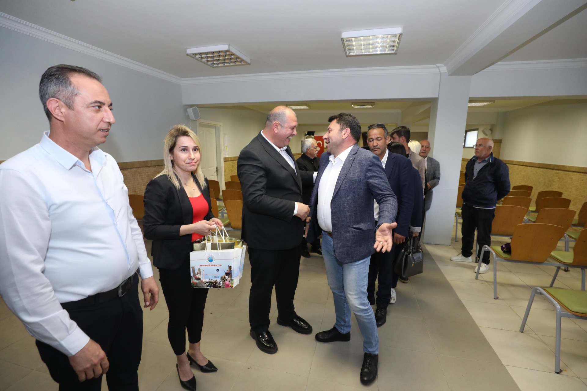 Başkan Çiçek’in İlk Toplantısı Muhtarlarla