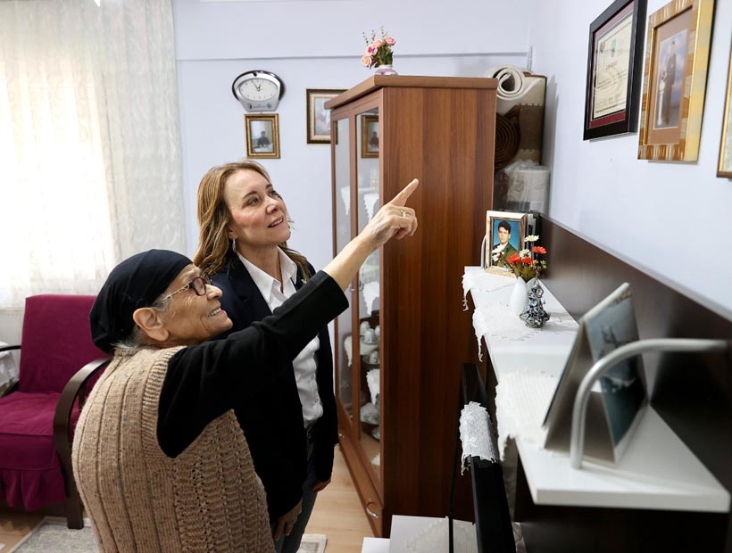 Mutlu’dan Anneler Günü’nde şehit annesine anlamlı ziyaret